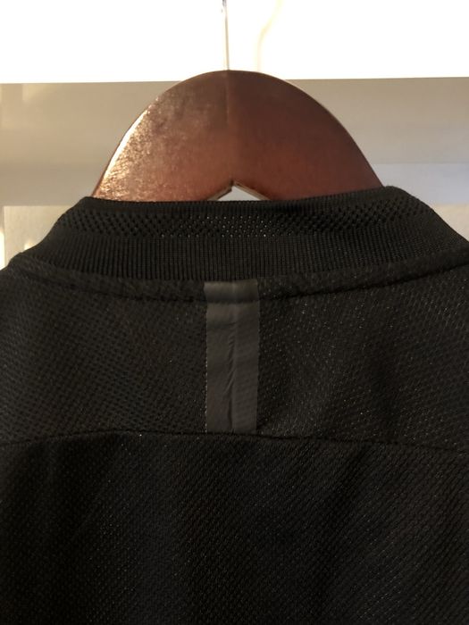 collarless polo nike