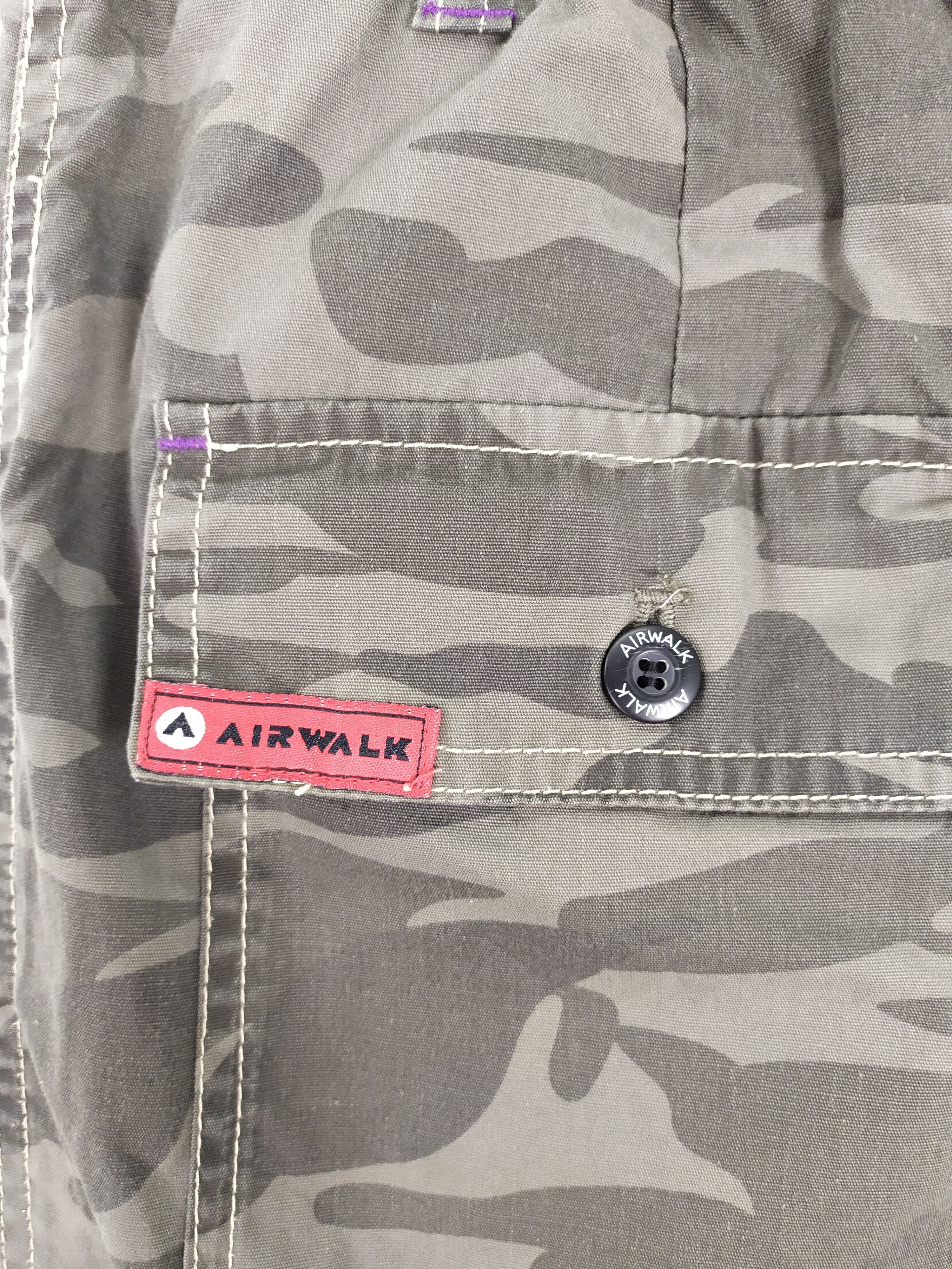 Airwalk Airwalk camo Cargo Pants multipocket spring Waist Size US 26 / EU 42 - 8 Thumbnail