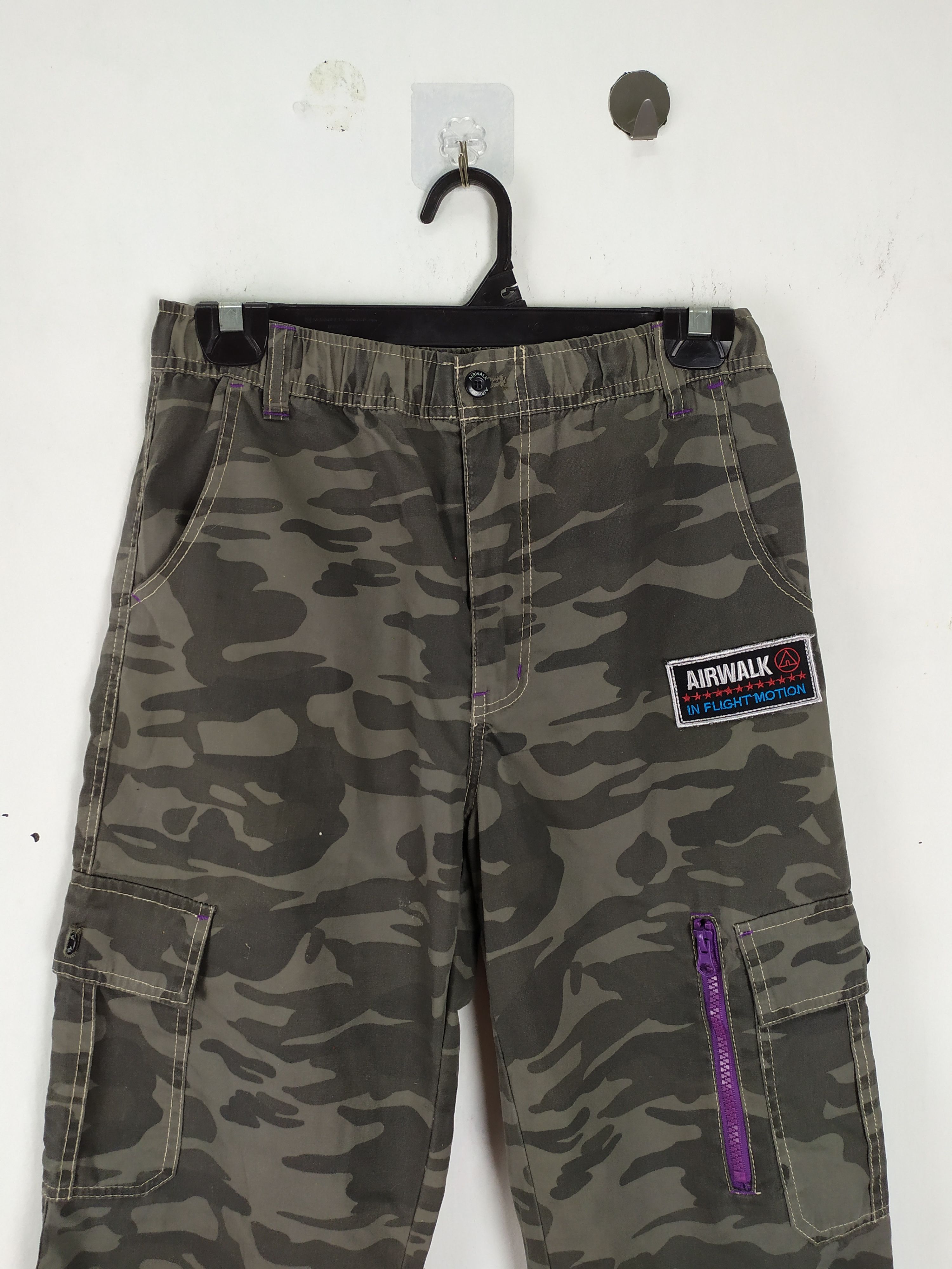 Airwalk Airwalk camo Cargo Pants multipocket spring Waist Size US 26 / EU 42 - 2 Thumbnail