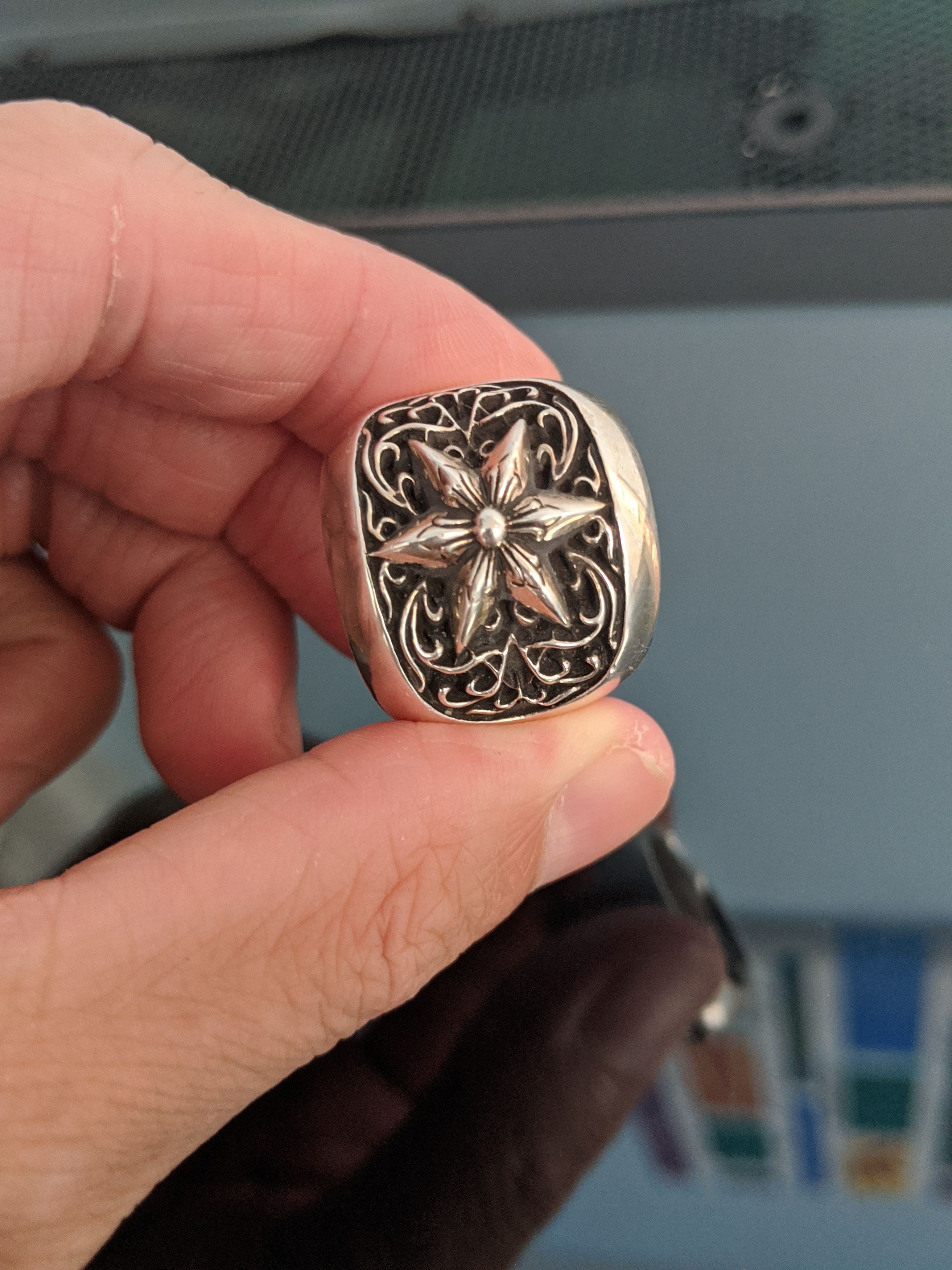 Chrome Hearts chrome hearts oval star ring Size 8 | Grailed