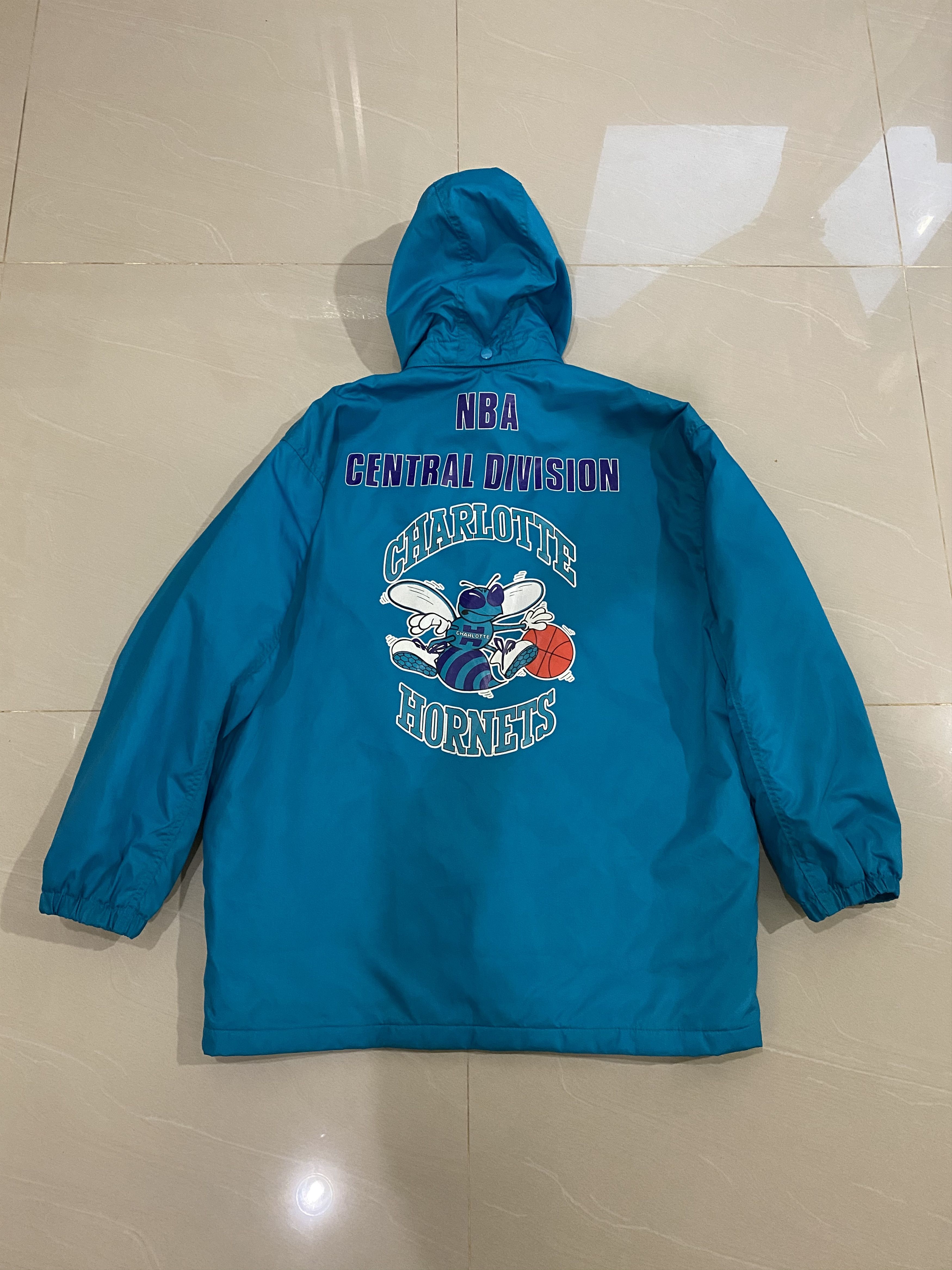 NBA VTG Charlotte Hornets NBA Basketball Hoodie Jacket Size US L / EU 52-54 / 3 - 1 Thumbnail
