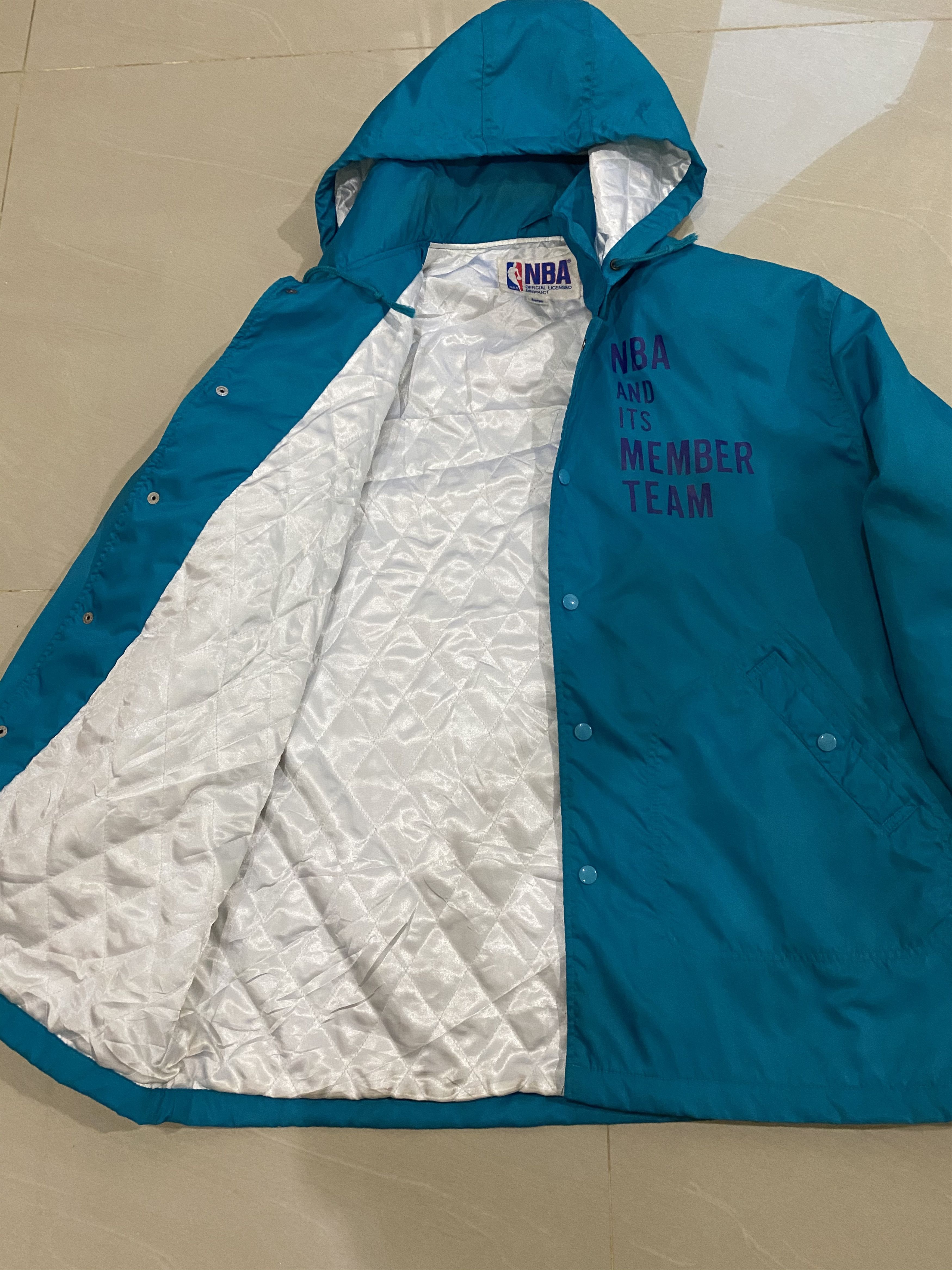 NBA VTG Charlotte Hornets NBA Basketball Hoodie Jacket Size US L / EU 52-54 / 3 - 7 Thumbnail