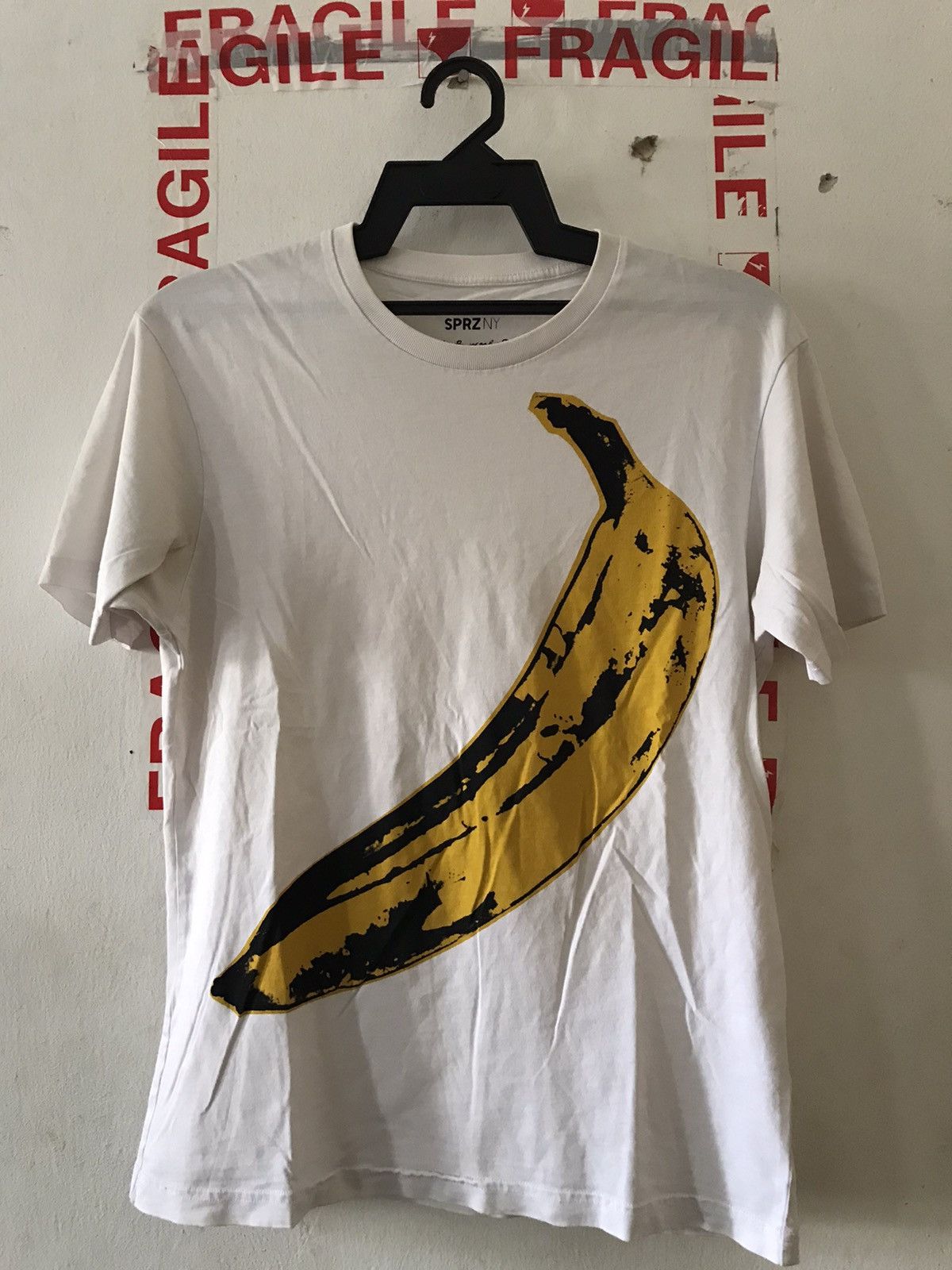 Uniqlo Uniqlo X Andy Warhol “Banana Peel” White T-Shirt | Grailed