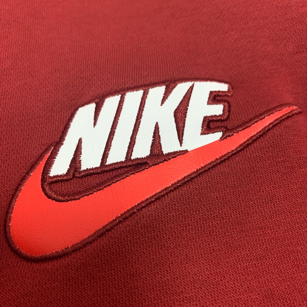 Supreme Supreme X Nike Red Crewneck size XL Size US XL / EU 56 / 4 - 2 Thumbnail
