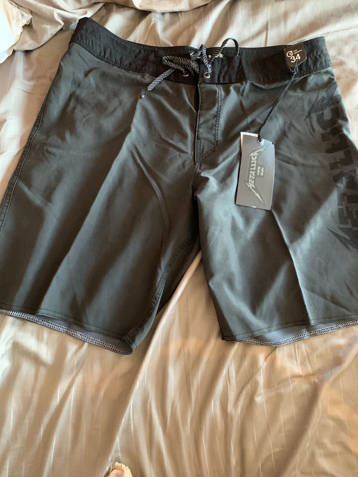 Metallica Black Album Billabong shorts