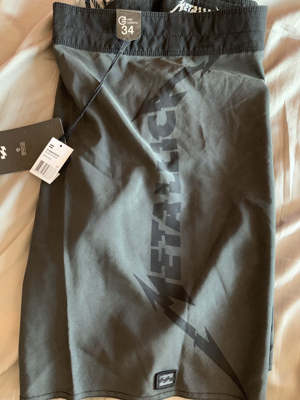 Metallica Black Album Billabong shorts
