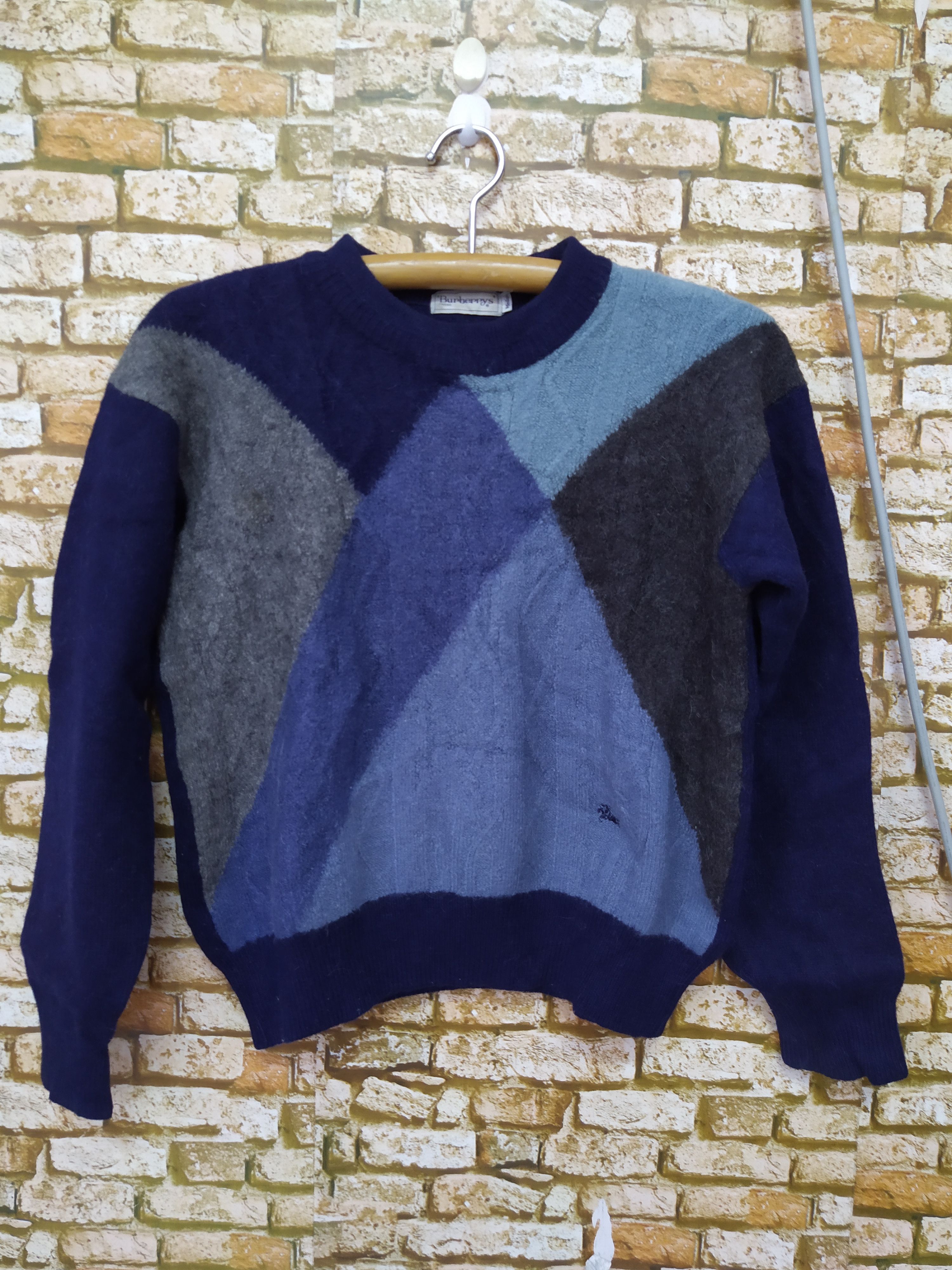 Burberry 90s BURBERRY KNITWEAR (B402) Size US M / EU 48-50 / 2 - 1 Thumbnail