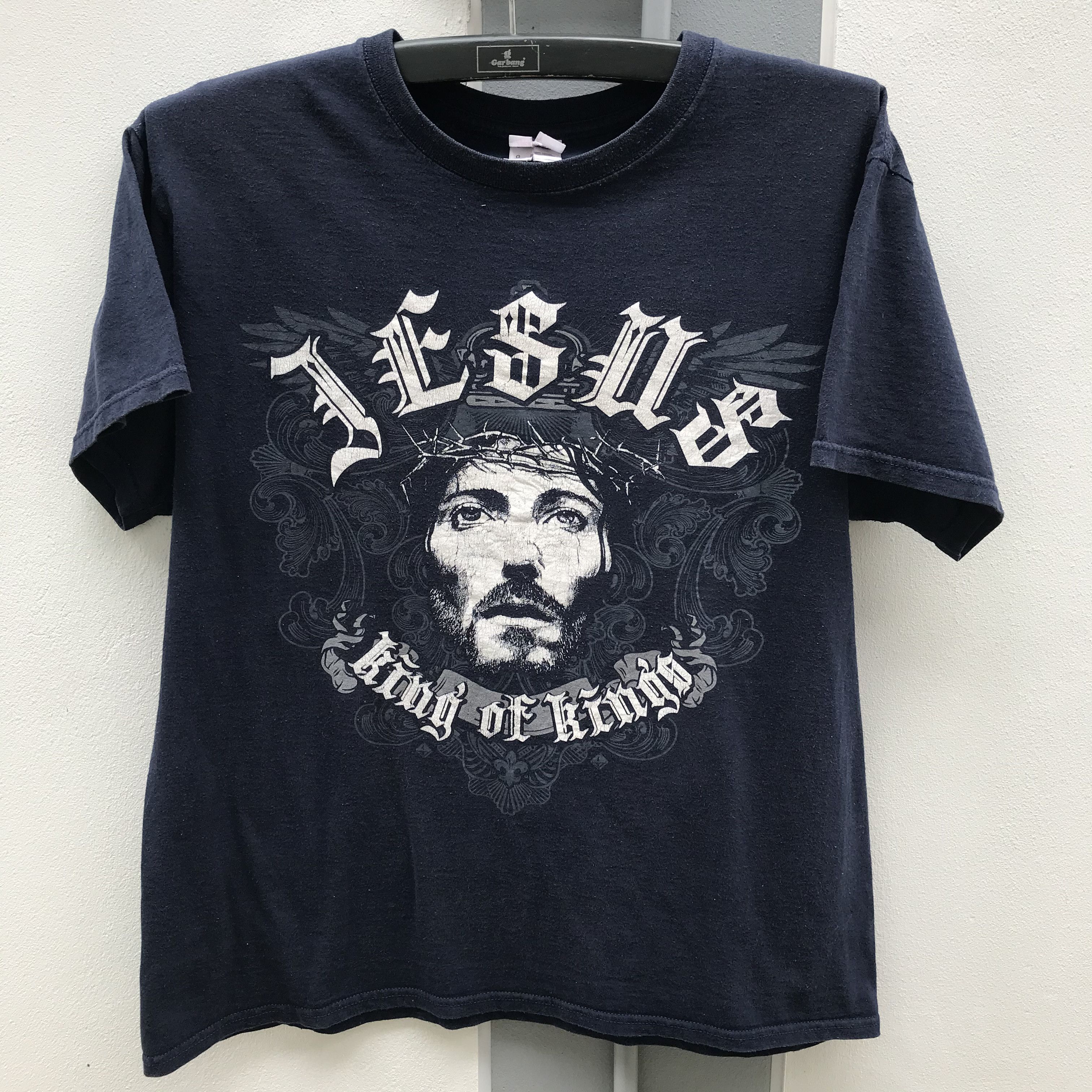 Vintage Vintage Y2K Jesus King Of King Tee GOD Holy Bible Size US L / EU 52-54 / 3 - 7 Thumbnail