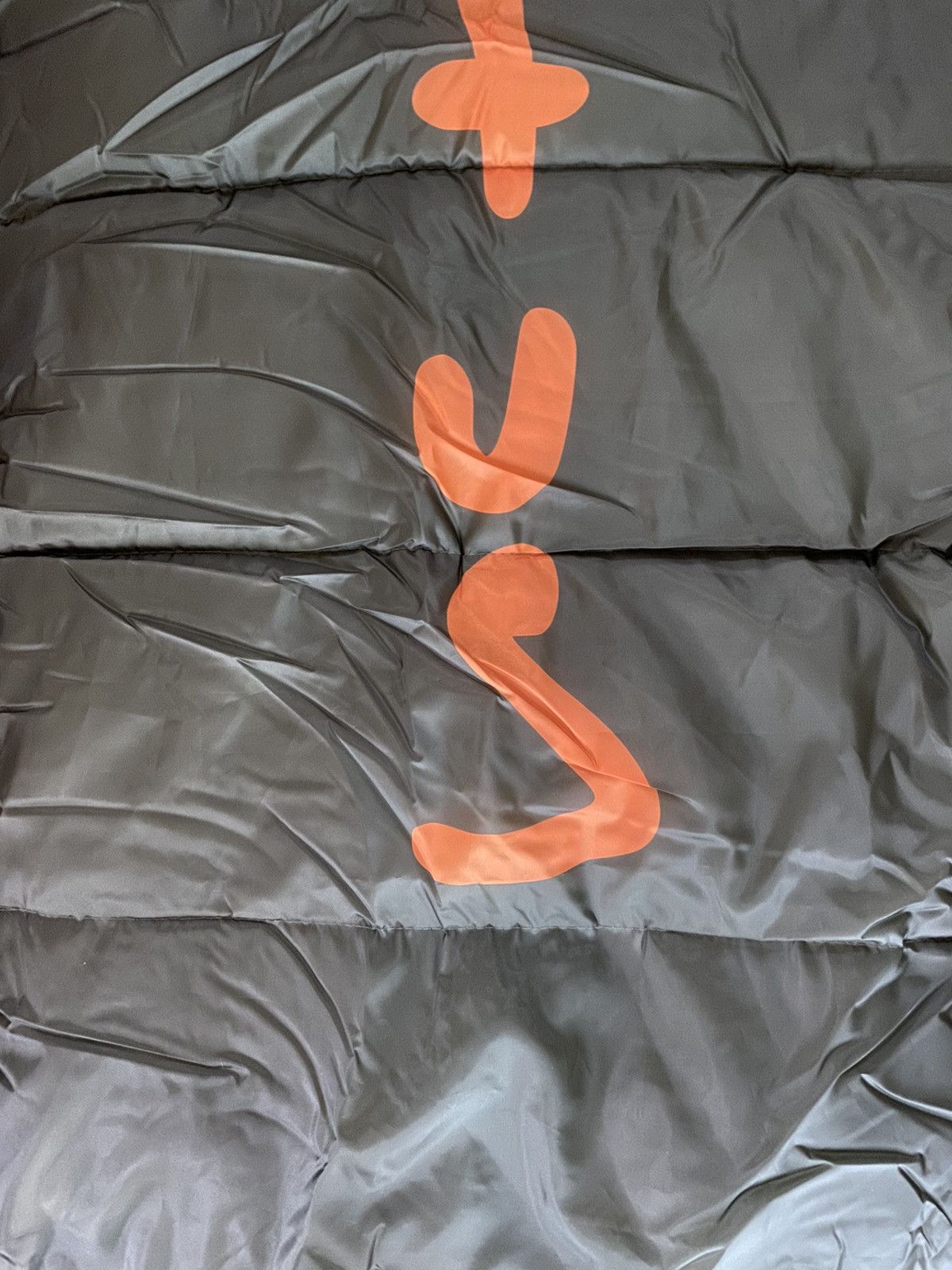 Travis Scott Travis Scott Cactus Jack Sleeping Bag Nylon Cactus Trails Size ONE SIZE - 4 Thumbnail
