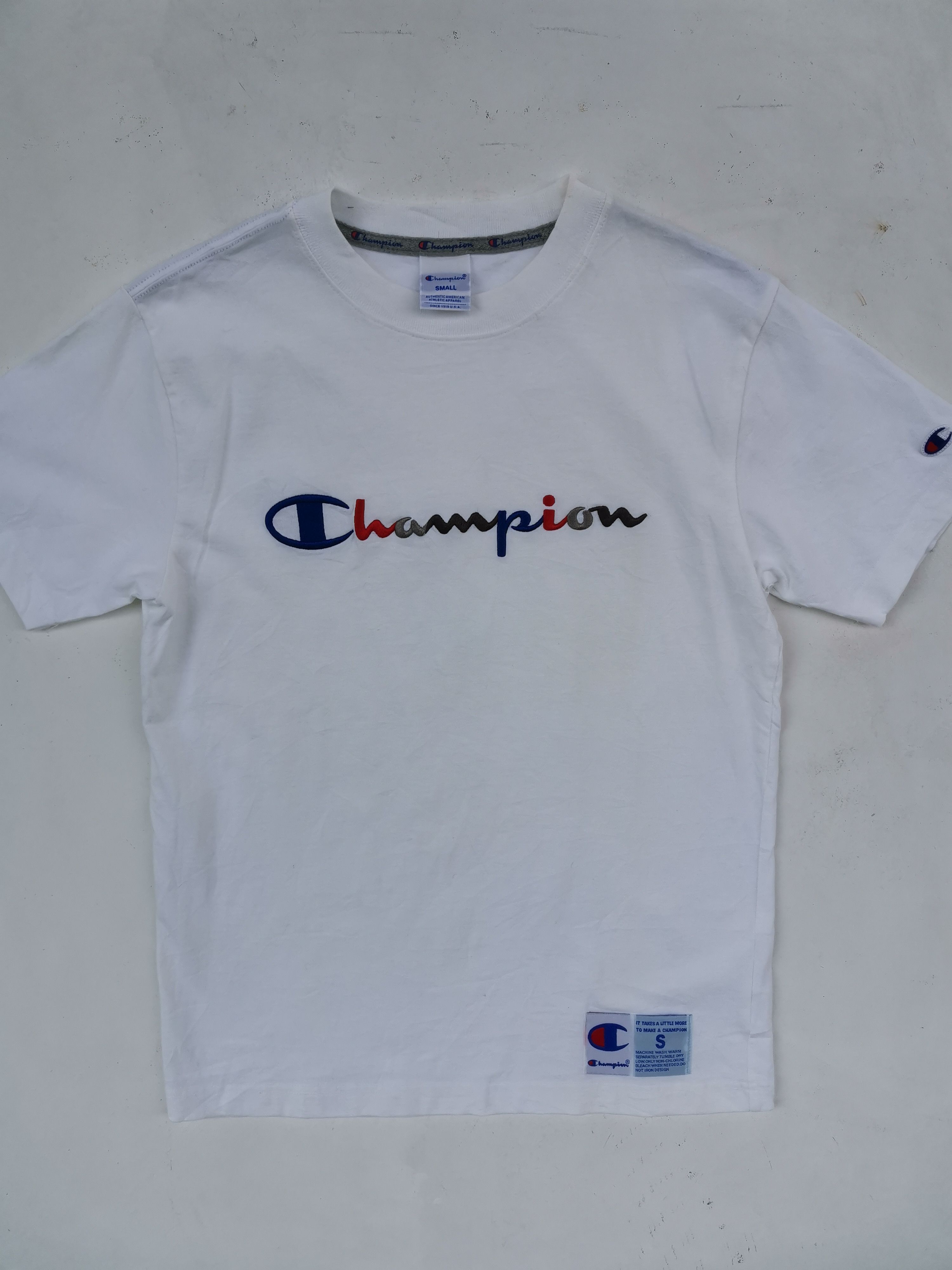 Champion Champion big logo Embroidered T-shirt Size US S / EU 44-46 / 1 - 1 Thumbnail