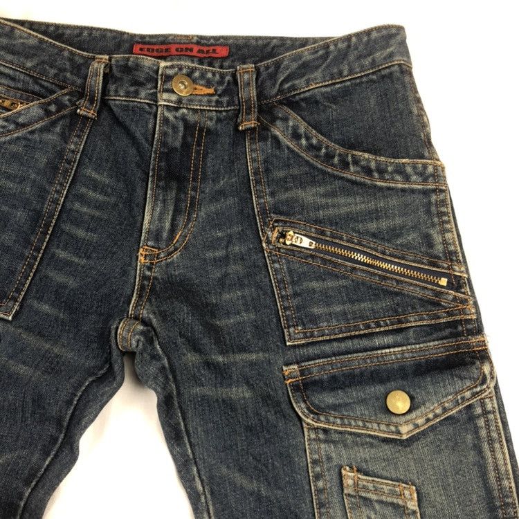 Japanese Brand 1990s Edge On All 🇯🇵 Multipockets Flare Denim Size US 29 - 7 Thumbnail
