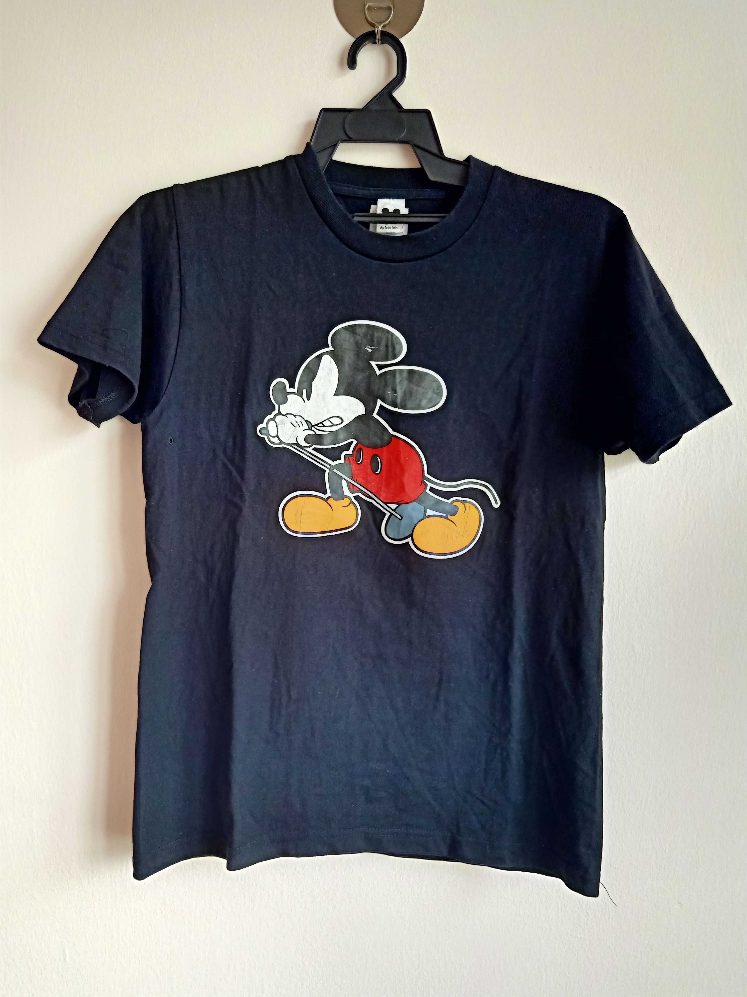 Pearl Jam Colombia on X: #EddieVedder's Mickey Mouse Shirt via @Anuk_Alive   / X