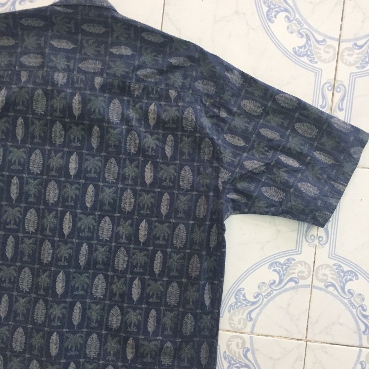 Tori Richard Tori Richard Button Up Short Sleeve Tshirt Size US S / EU 44-46 / 1 - 8 Thumbnail