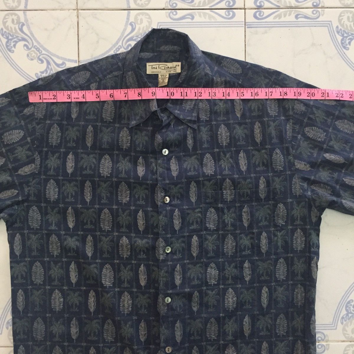 Tori Richard Tori Richard Button Up Short Sleeve Tshirt Size US S / EU 44-46 / 1 - 17 Thumbnail