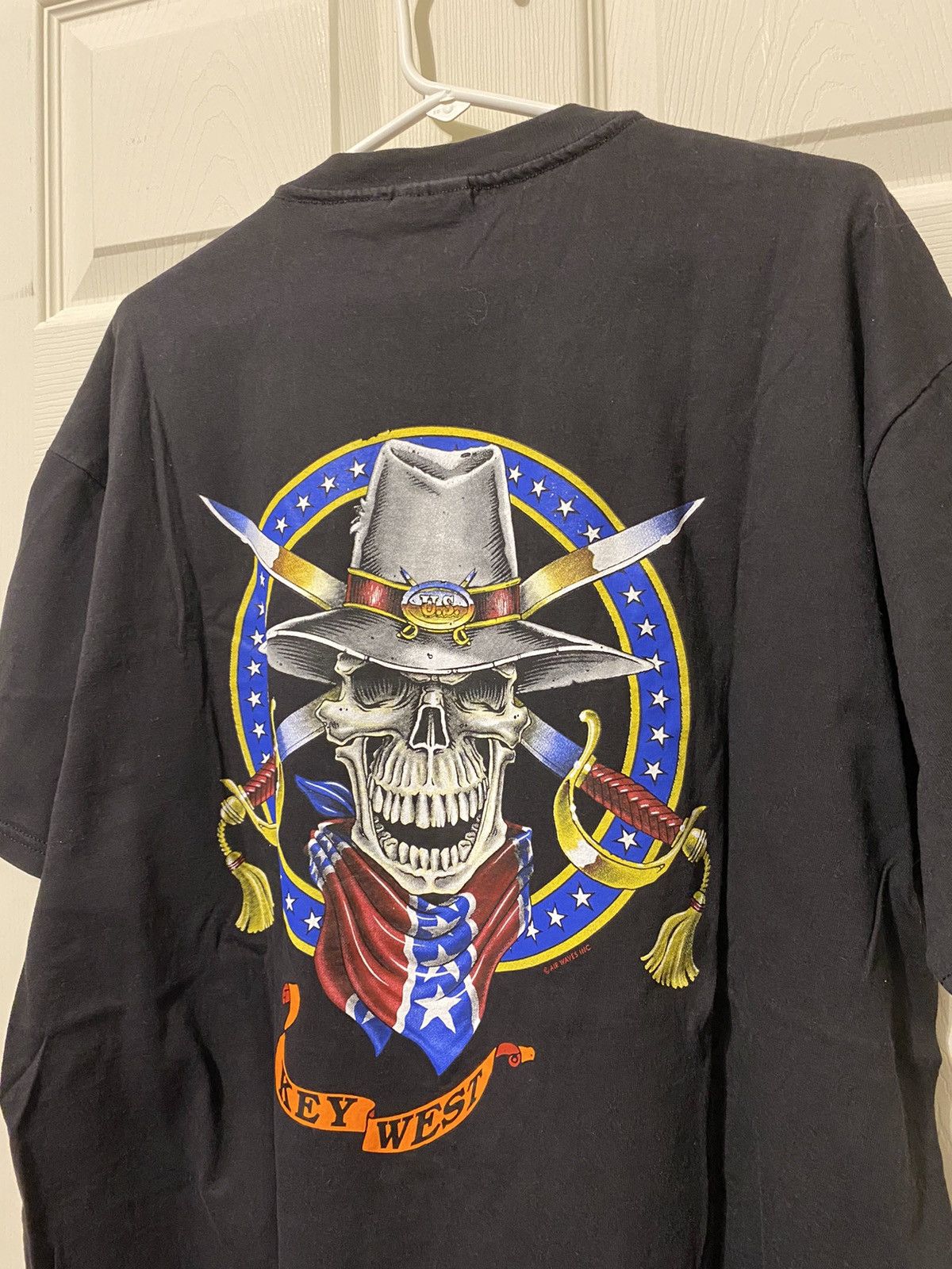 Vintage Vintage Skulls Back Print Blank Hanes Tee Size US XL / EU 56 / 4 - 1 Thumbnail