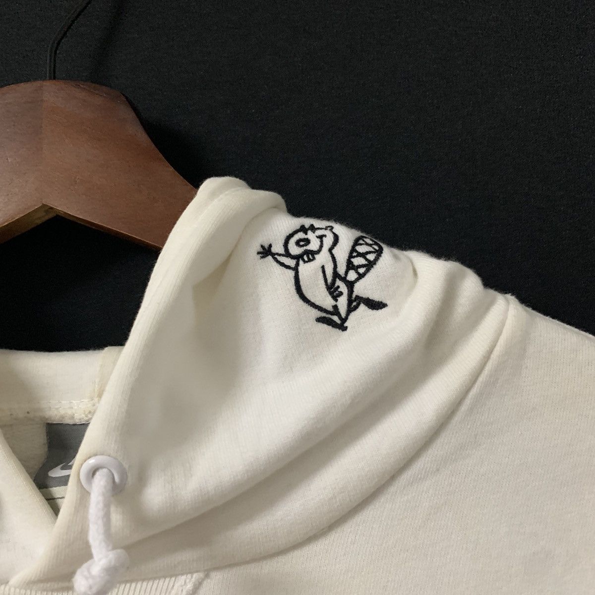 Nike Nike Pinwheel Sportswear Big Logo Hoodie Sweater Sweatshirt Size US L / EU 52-54 / 3 - 4 Thumbnail