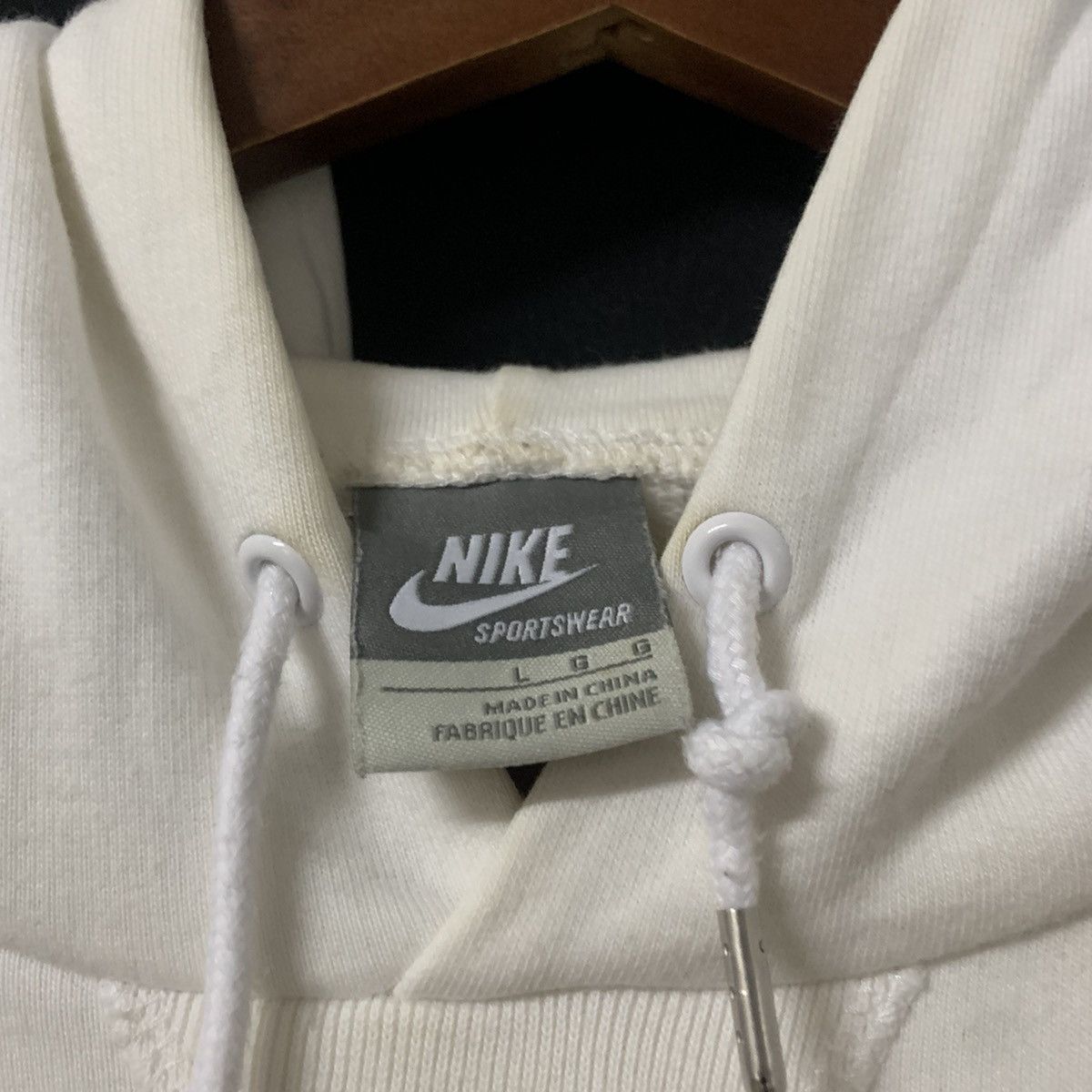 Nike Nike Pinwheel Sportswear Big Logo Hoodie Sweater Sweatshirt Size US L / EU 52-54 / 3 - 9 Thumbnail