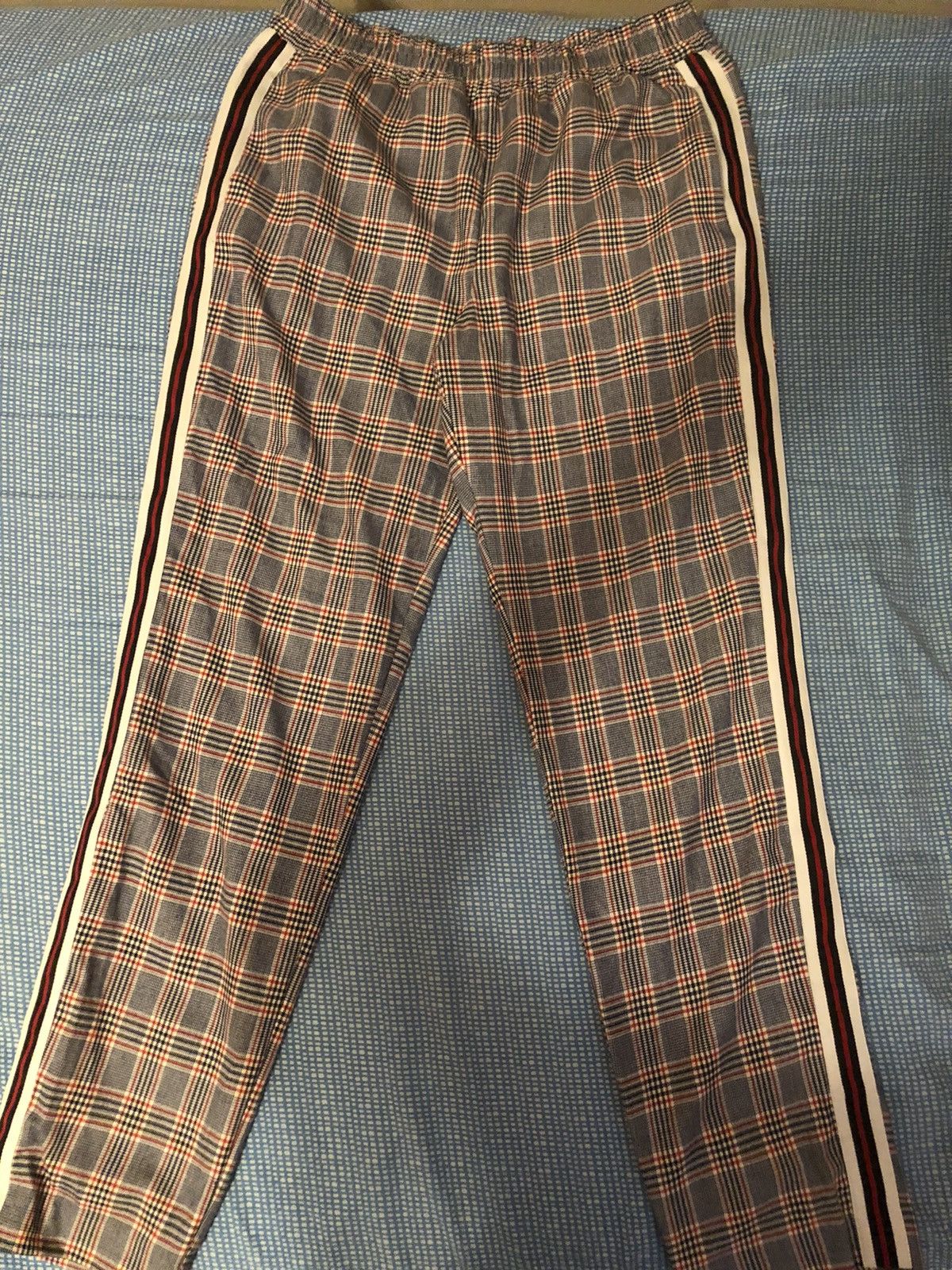 got a pair of the hollister pants :) : r/XXXTENTACION