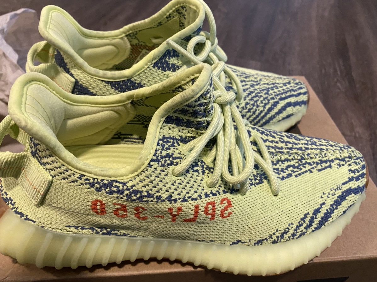 Adidas Yeezy Boost 350 V2 Semi Frozen Yellow 2017 Size US 6.5 / EU 39-40 - 2 Thumbnail