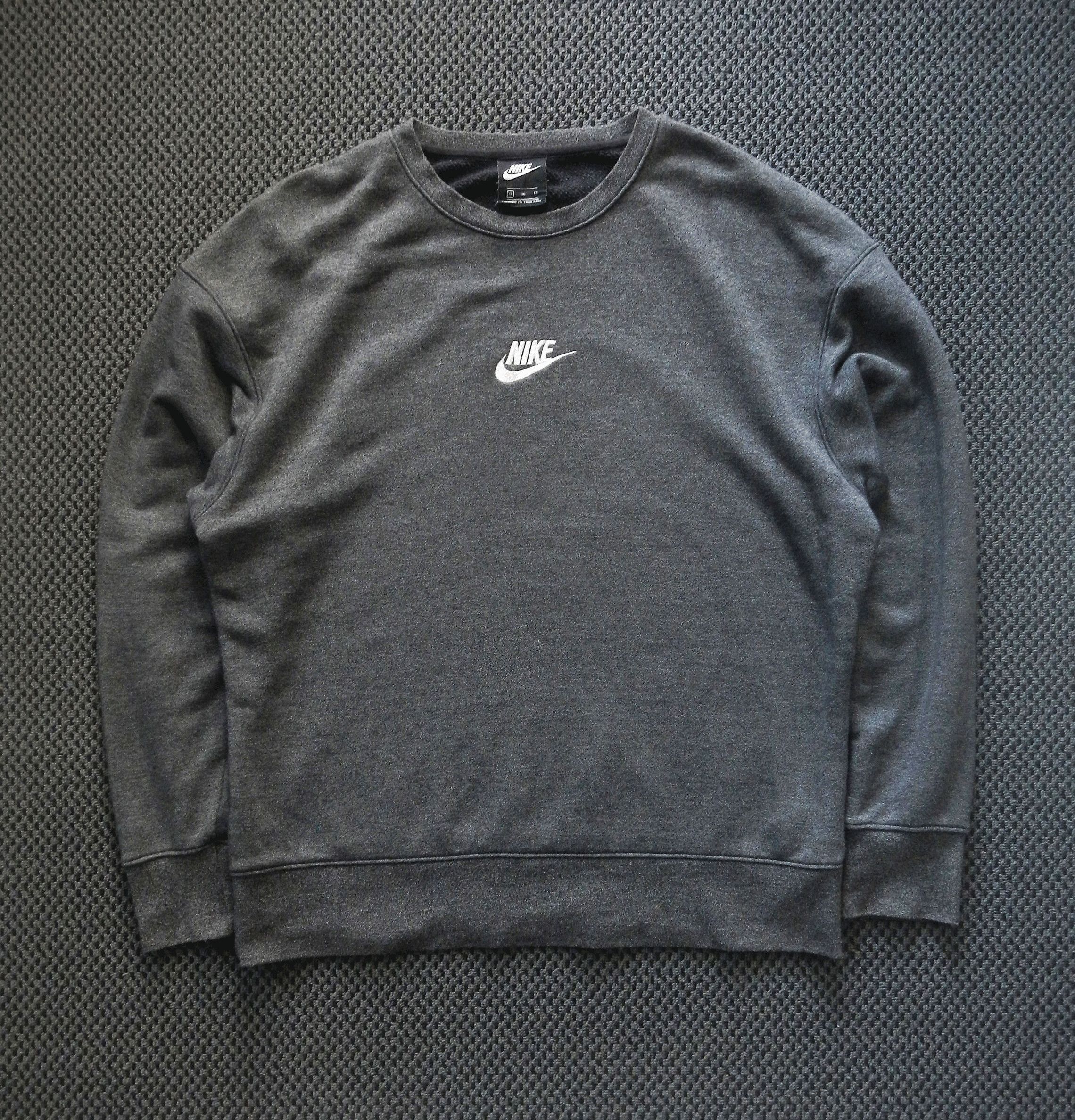 nike sweatshirt centre swoosh