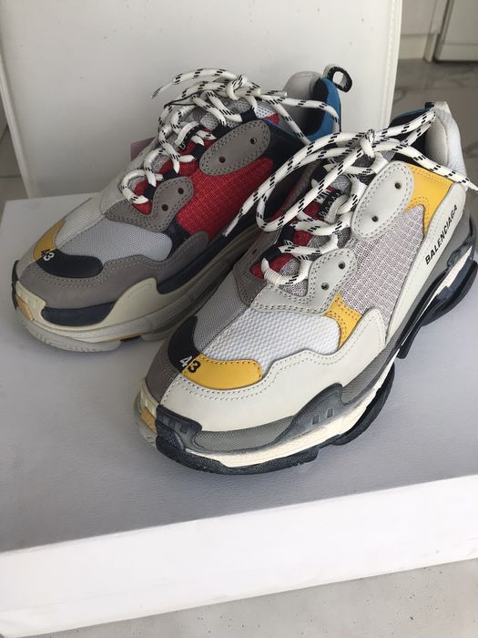 Grailed balenciaga outlet triple s