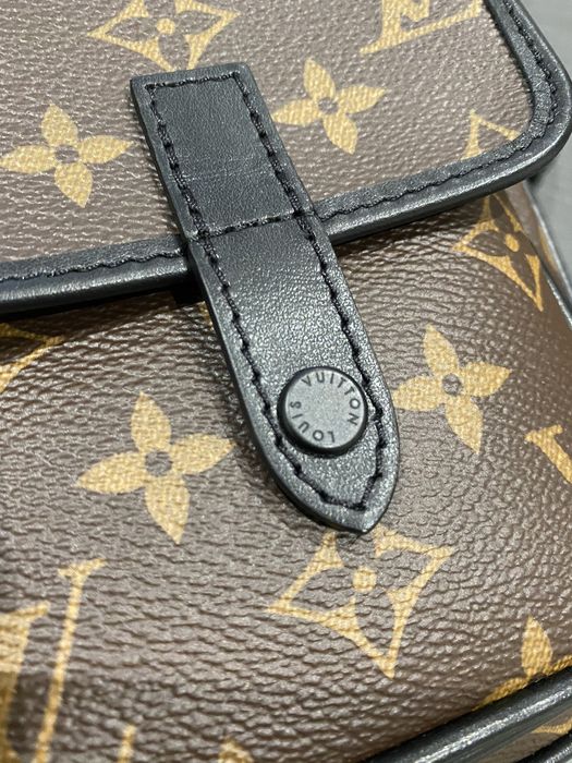Louis Vuitton Christopher Wearable Wallet for Sale in Glendale, AZ