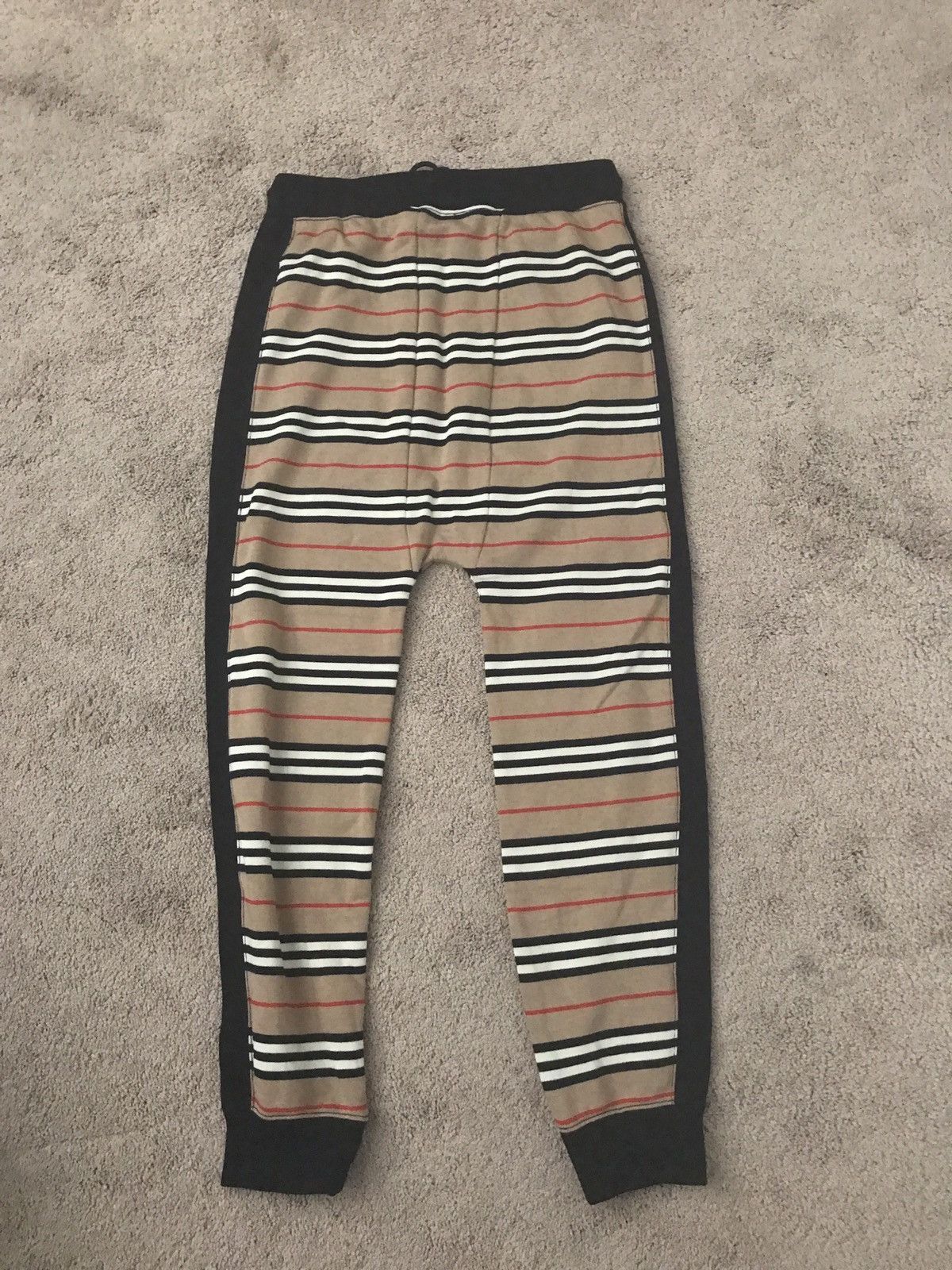 Burberry Burberry Sweatpants Size US 29 - 2 Thumbnail
