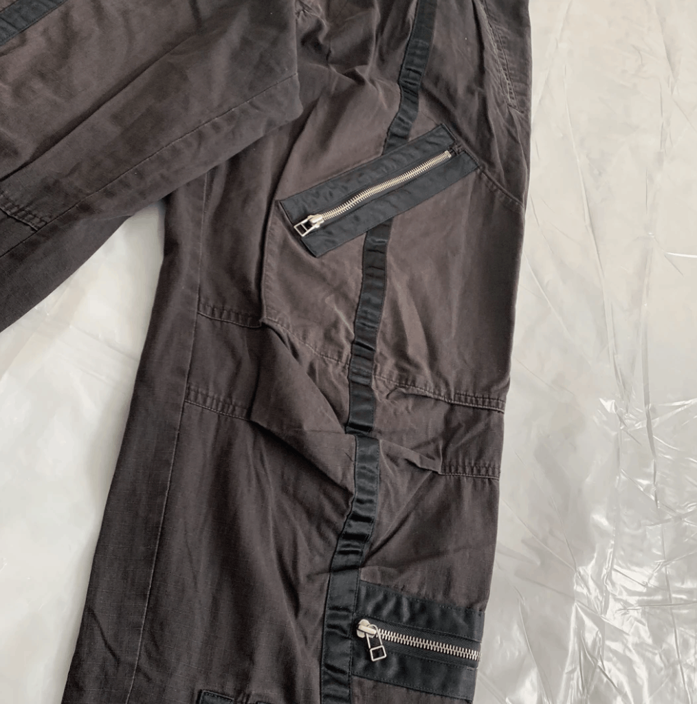 Issey Miyake 1990s Issey Miyake Flight Cargo Pants - Size M Size US 30 / EU 46 - 4 Thumbnail