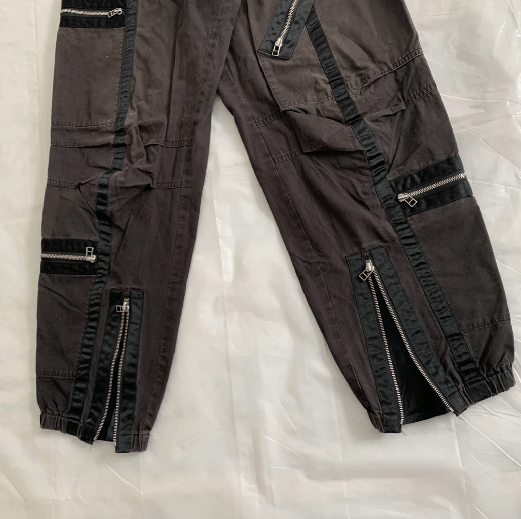Issey Miyake 1990s Issey Miyake Flight Cargo Pants - Size M Size US 30 / EU 46 - 3 Thumbnail