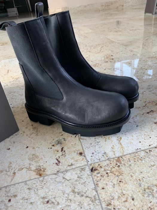 Rick Owens Plinth Sole Boots in Black | Grailed