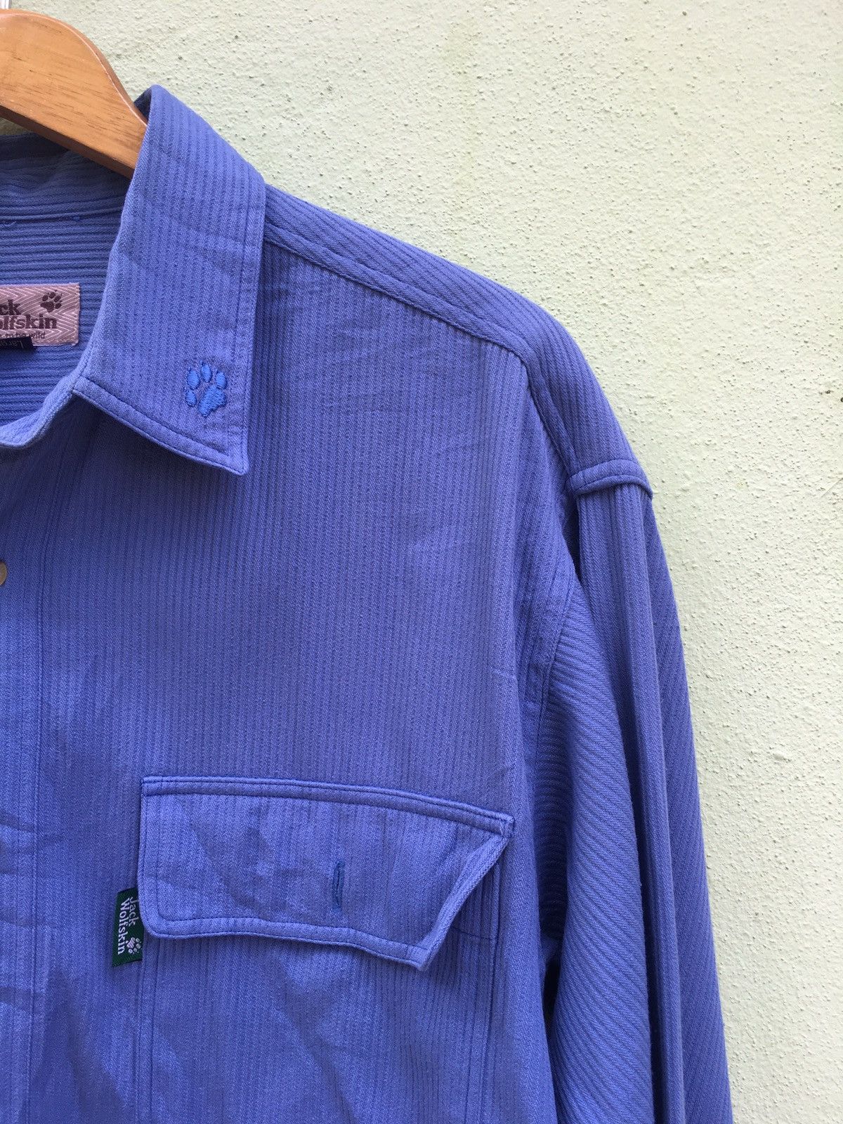Jack Wolfskin Vintage Jack Wolfskin Curduroy Button Shirt Size US M / EU 48-50 / 2 - 5 Thumbnail