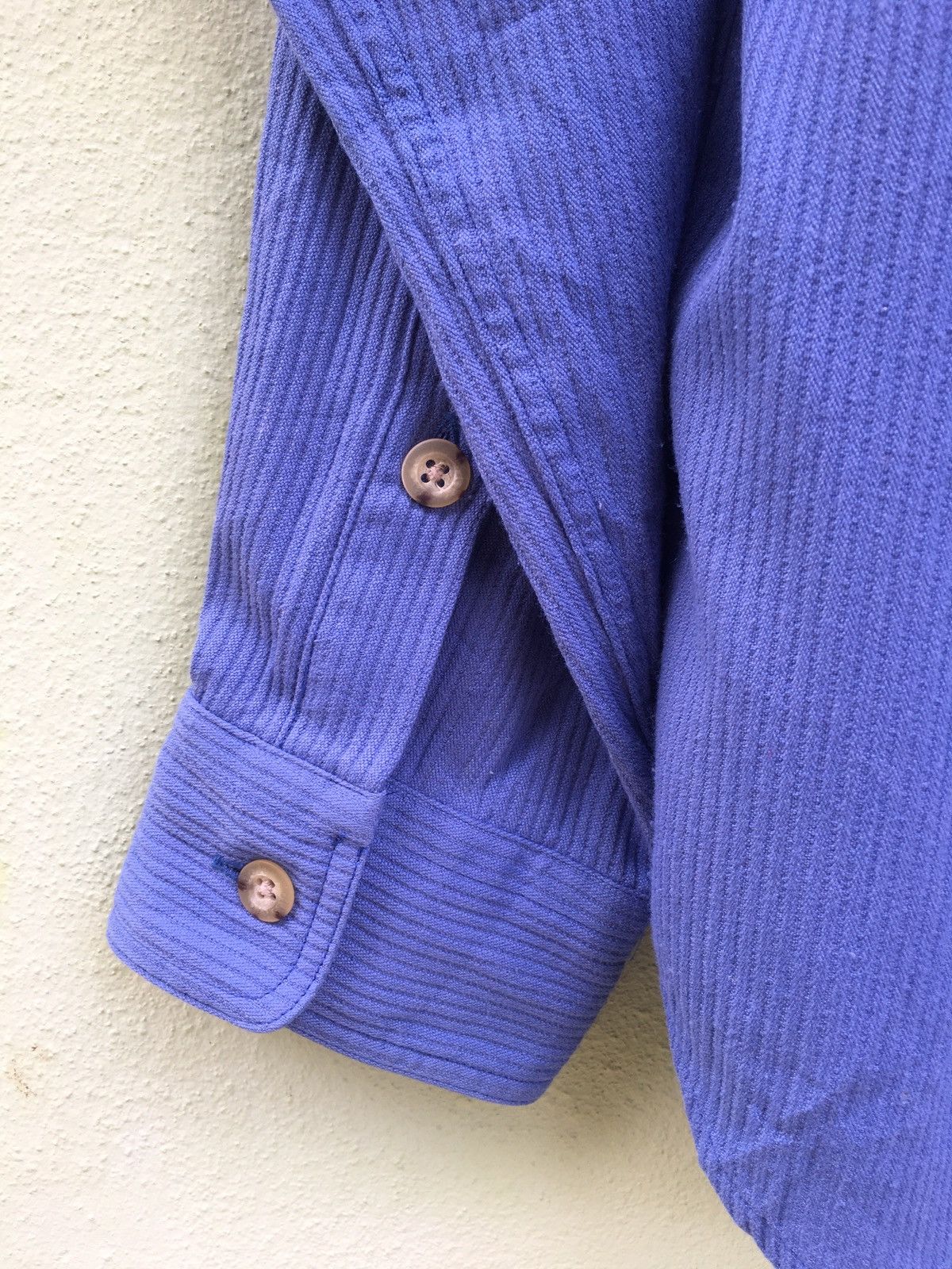 Jack Wolfskin Vintage Jack Wolfskin Curduroy Button Shirt Size US M / EU 48-50 / 2 - 10 Thumbnail