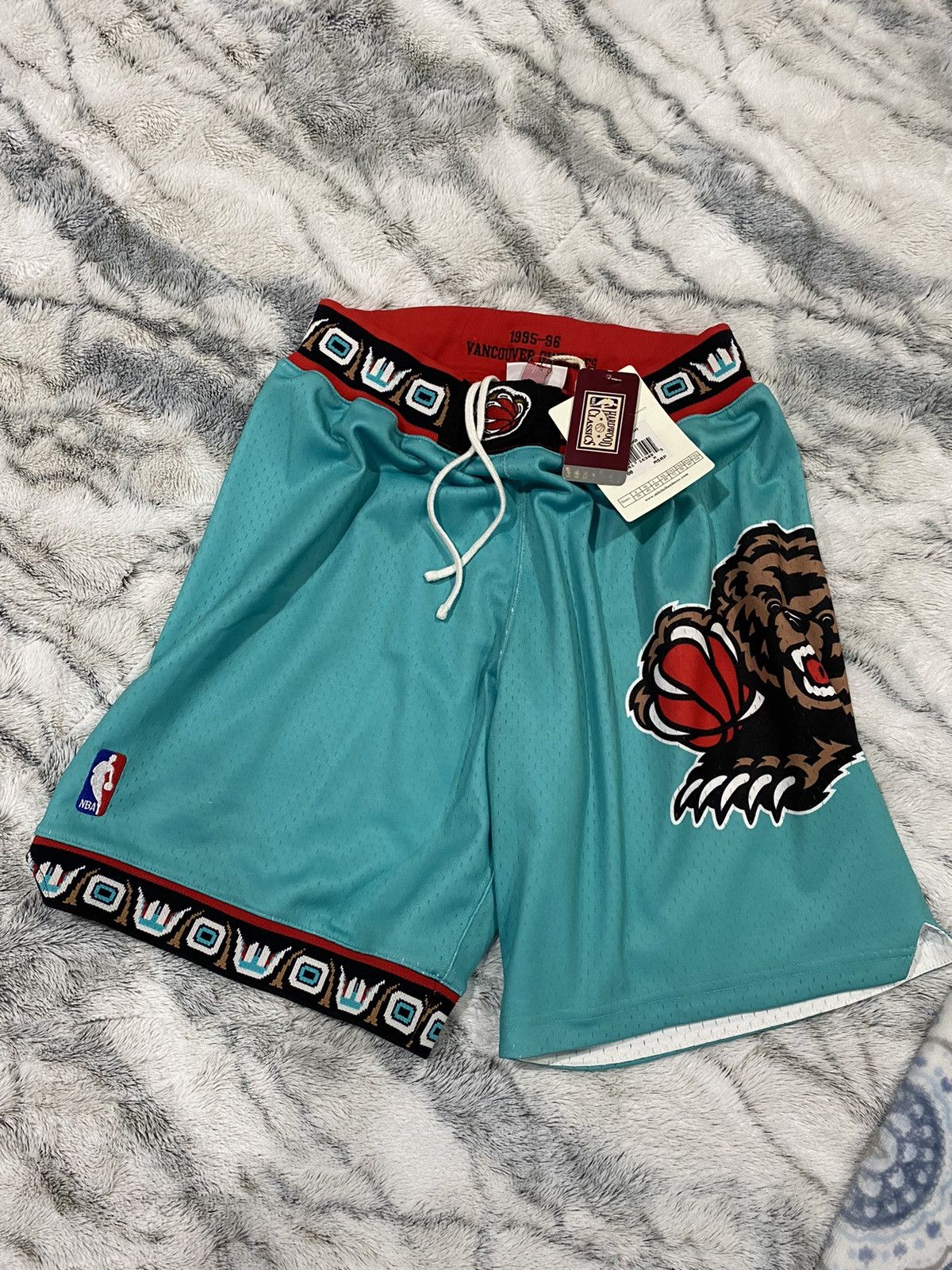 Vancouver Grizzlies 96-96 Hardwood Classics
