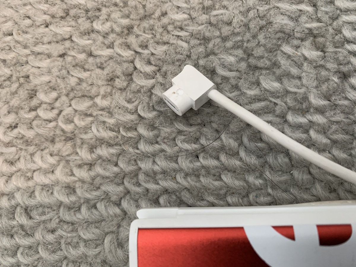 Supreme Supreme 10k Red mophie charger Size ONE SIZE - 4 Thumbnail