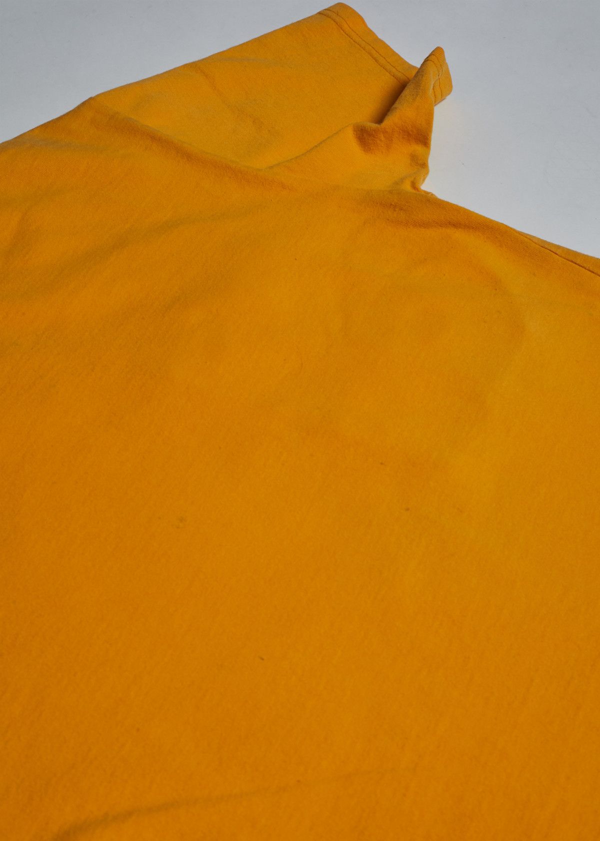 General Research PARASITE TEE STYLE 404 1998 - MEDIUM Size US M / EU 48-50 / 2 - 12 Thumbnail