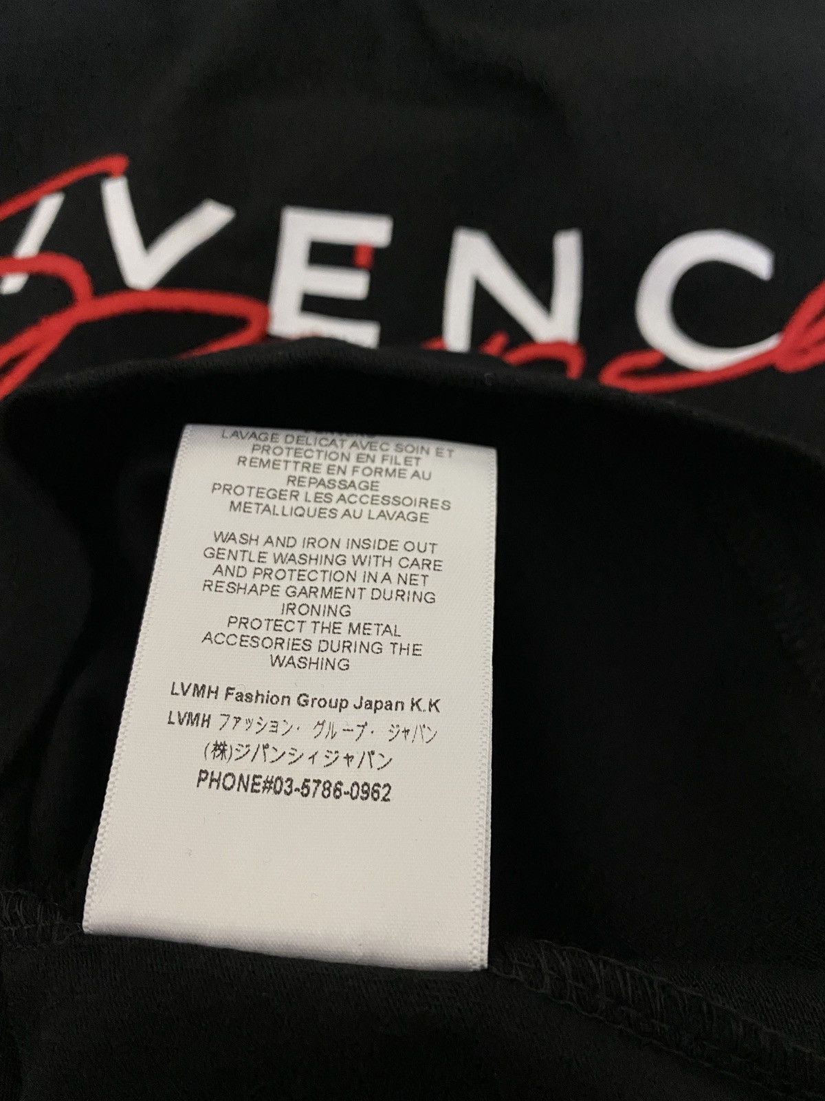Givenchy Givenchy Paris Signature Black T-shirt Large Size BM70UK3002 Size US L / EU 52-54 / 3 - 7 Thumbnail