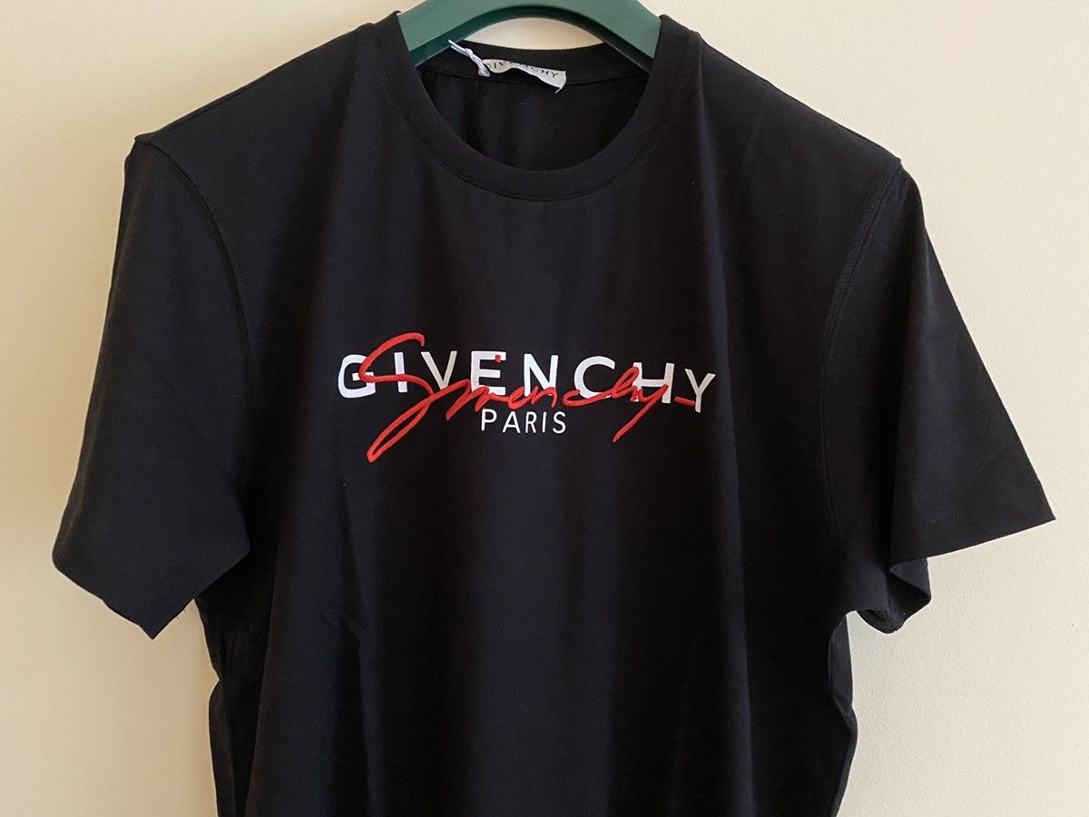 Givenchy Givenchy Paris Signature Black T-shirt Large Size BM70UK3002 Size US L / EU 52-54 / 3 - 4 Thumbnail