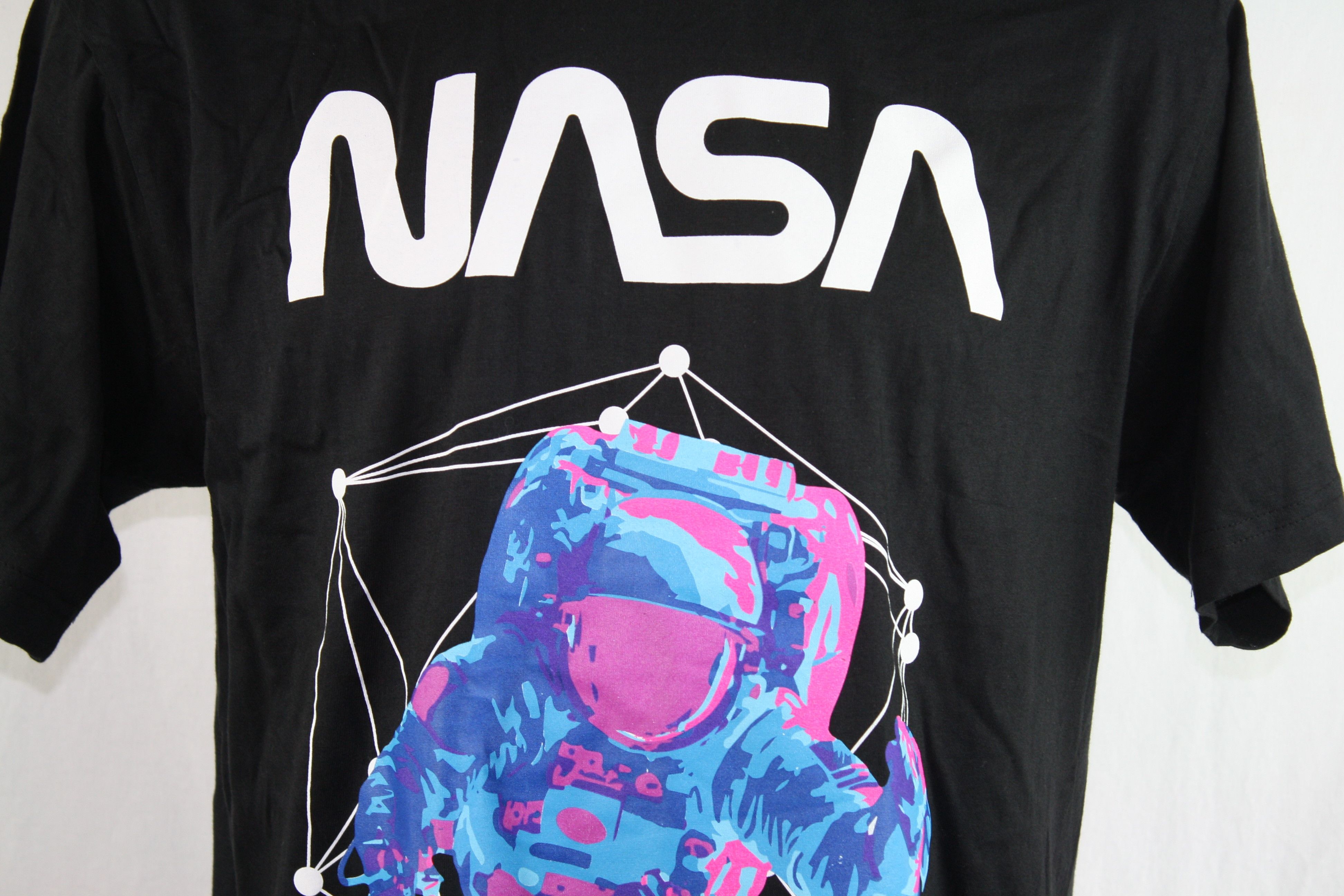 NASA NASA Geometric Black T-Shirt Mens L Astronaut Size US L / EU 52-54 / 3 - 3 Thumbnail
