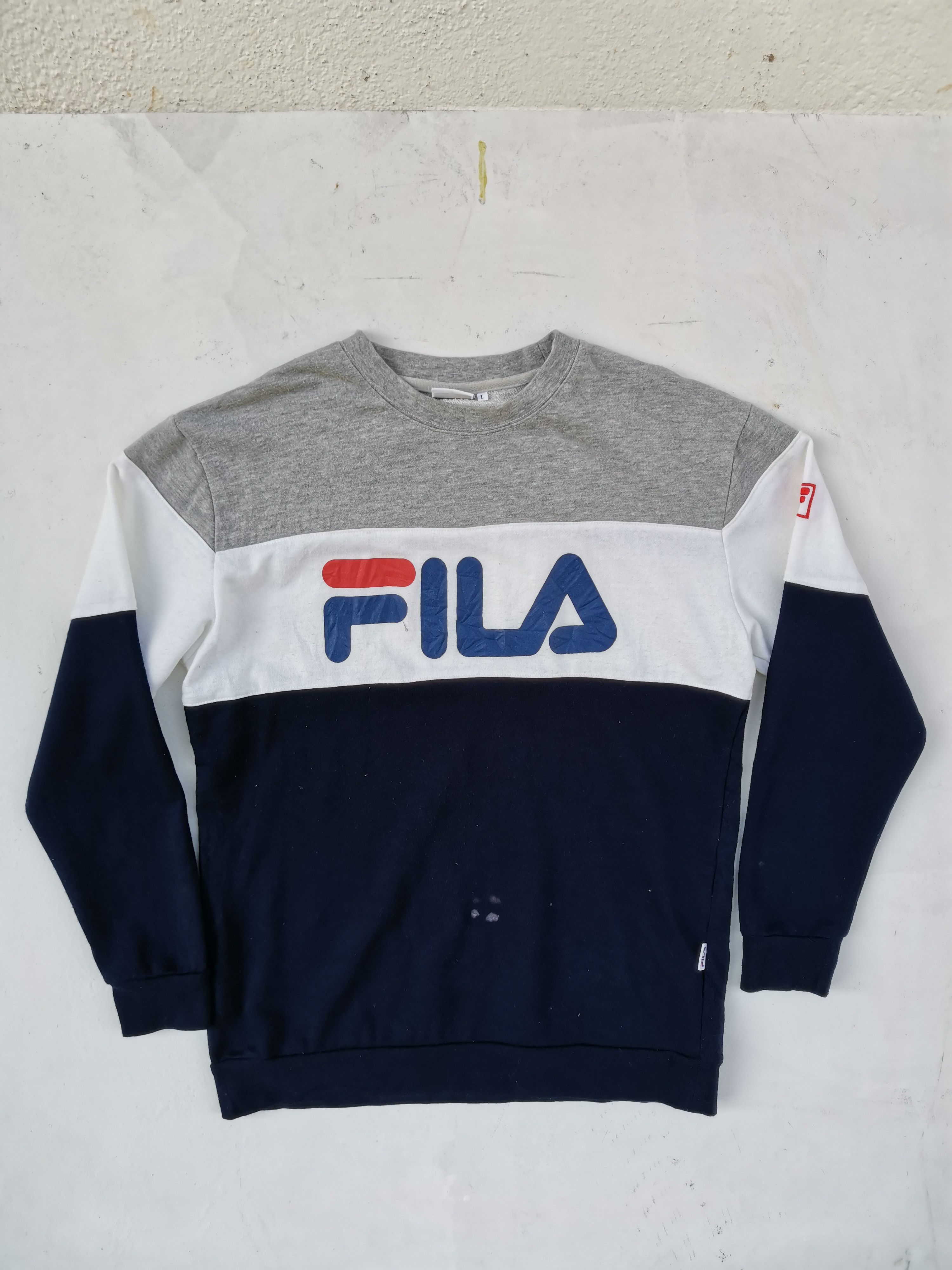 Fila Vintage FILA Big Logo Sweatshirt Size US L / EU 52-54 / 3 - 1 Thumbnail