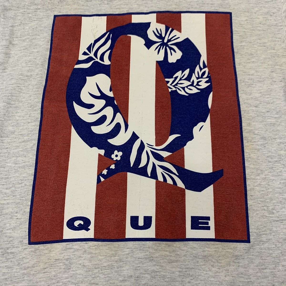 Vintage Vintage 90s QUE Big Print T-shirts Size US M / EU 48-50 / 2 - 6 Thumbnail