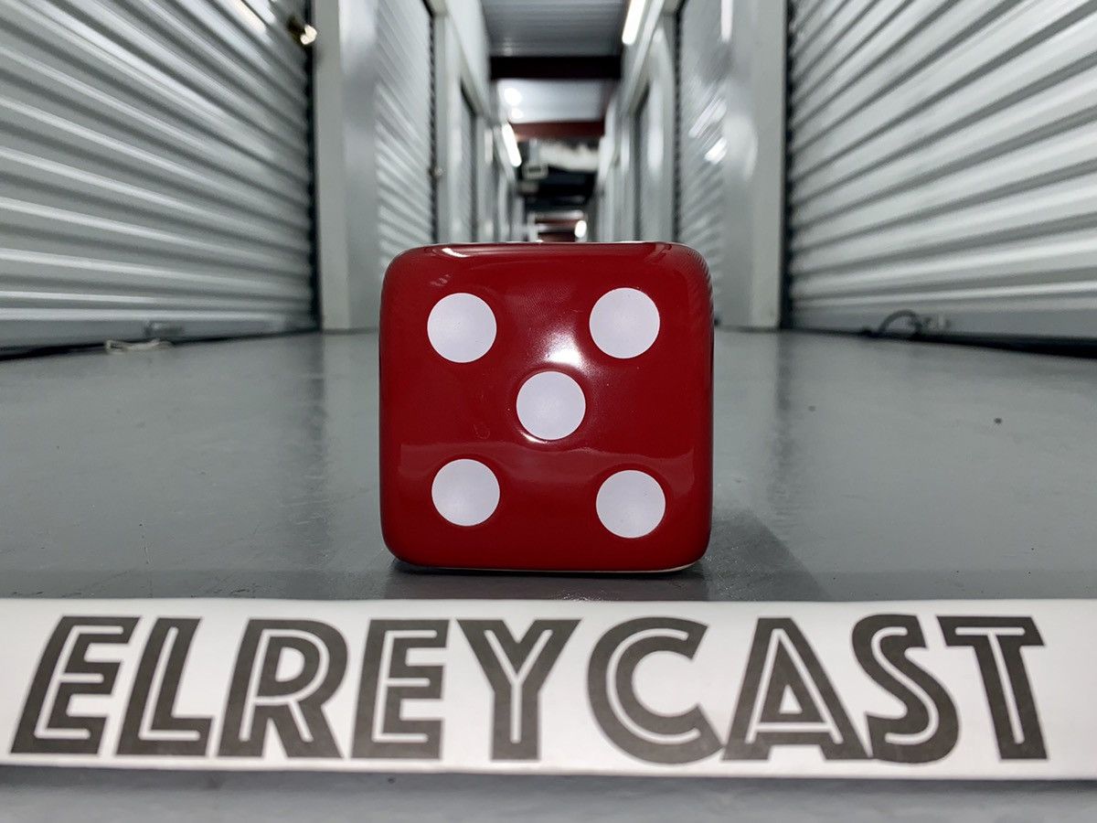 Supreme Supreme Ceramic Dice Coin Bank | Grailed