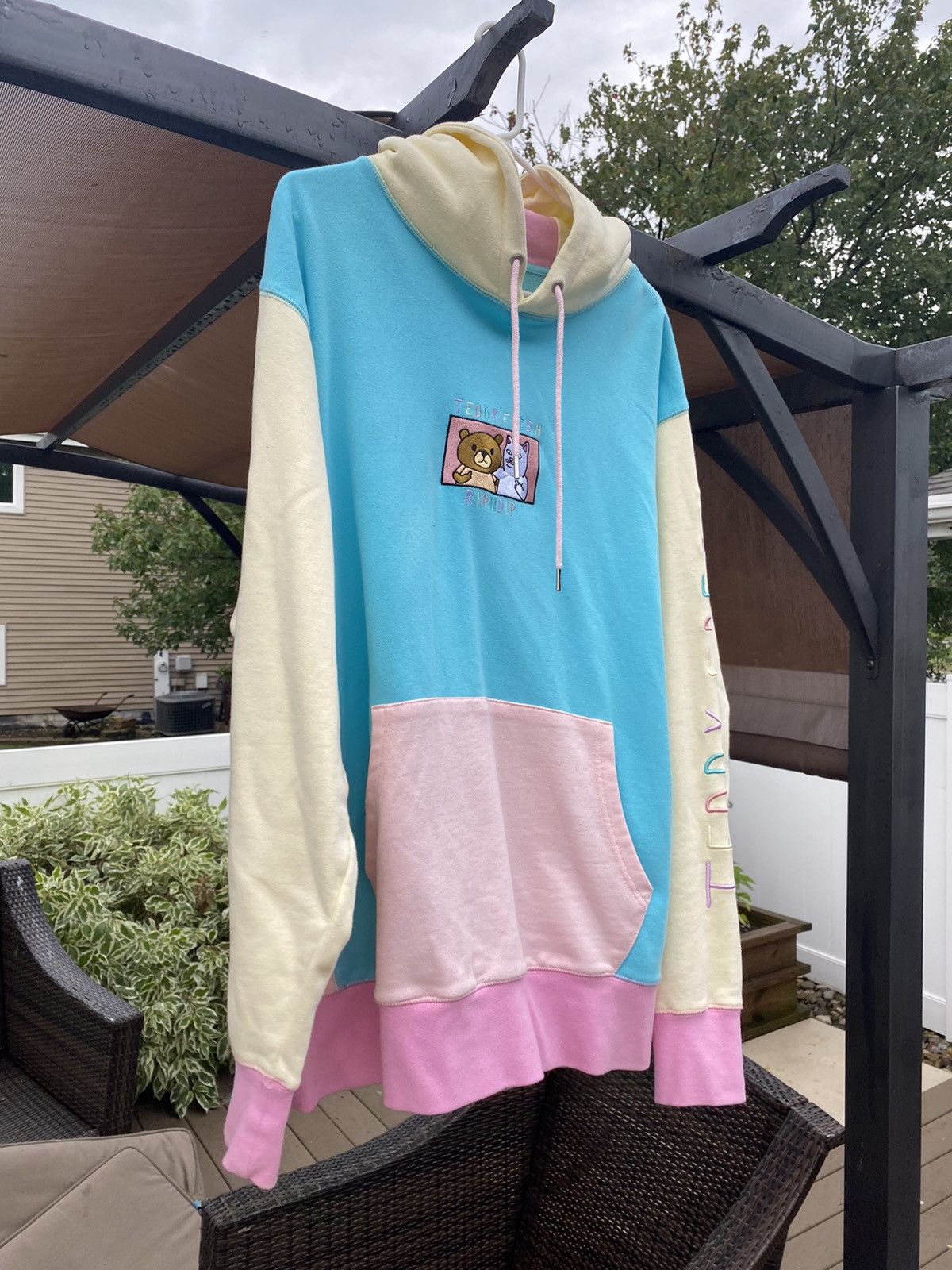 Teddy fresh hoodie on sale ripndip