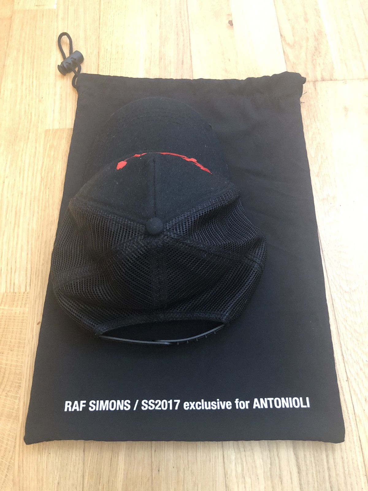 Raf Simons RAF SIMONS VULTURES TRUCKER HAT | Grailed