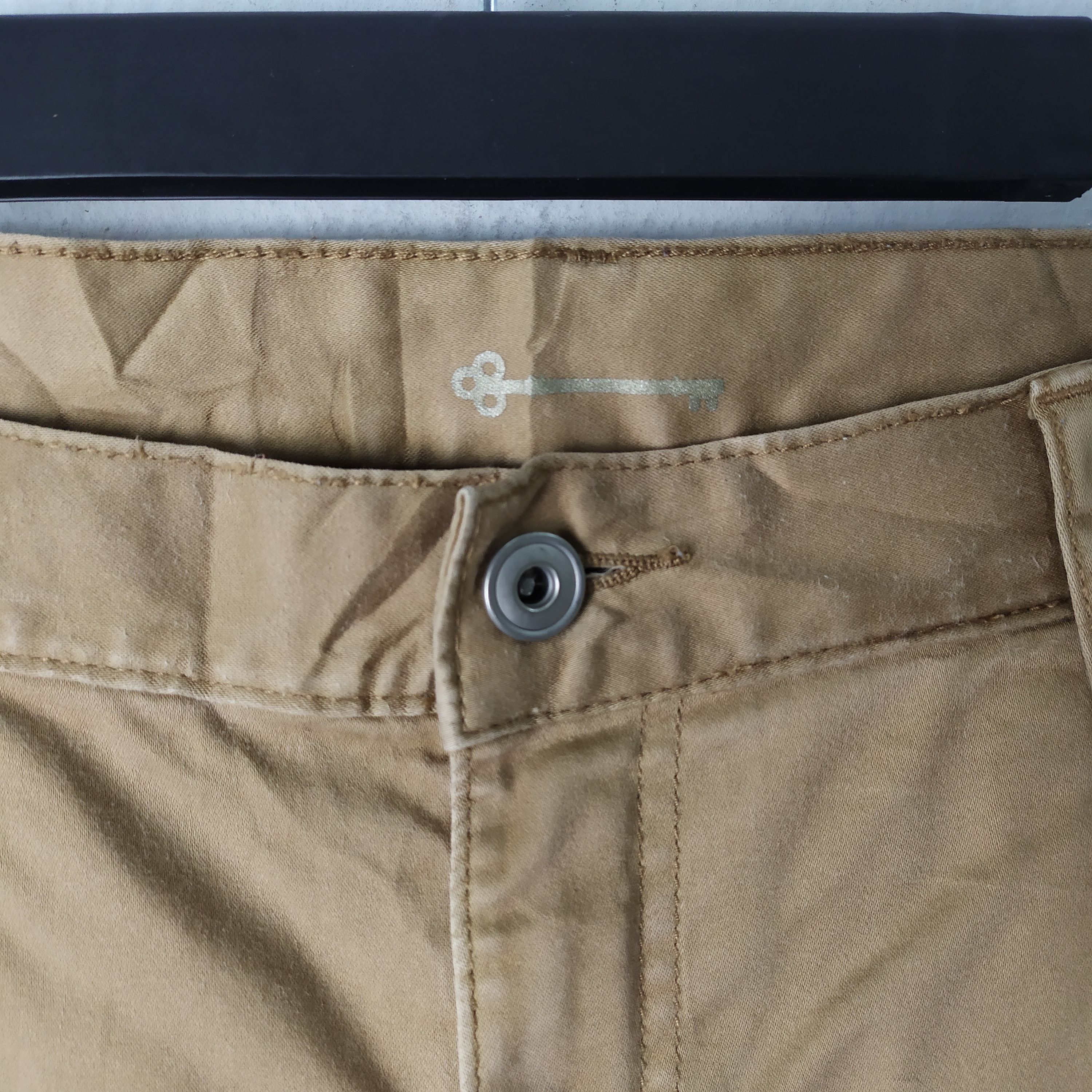 Japanese Brand JAPANESE KEY SKINNY CARGO PANTS Size US 29 - 2 Thumbnail