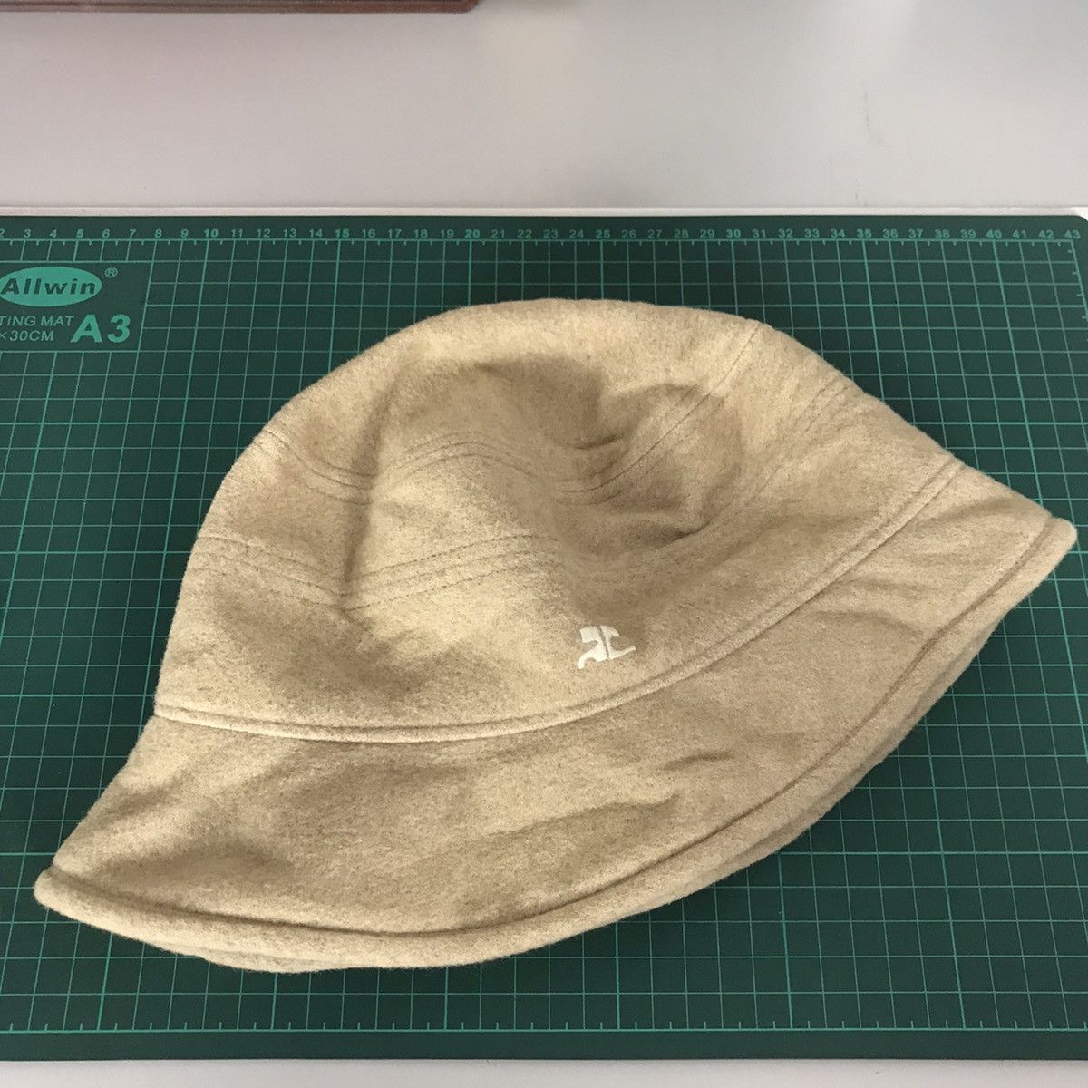 Andre Courreges × Courreges × Designer VTG INSPIRED COURREGES FASHION BRAND BUCKET HATS WOOL Size ONE SIZE - 5 Thumbnail