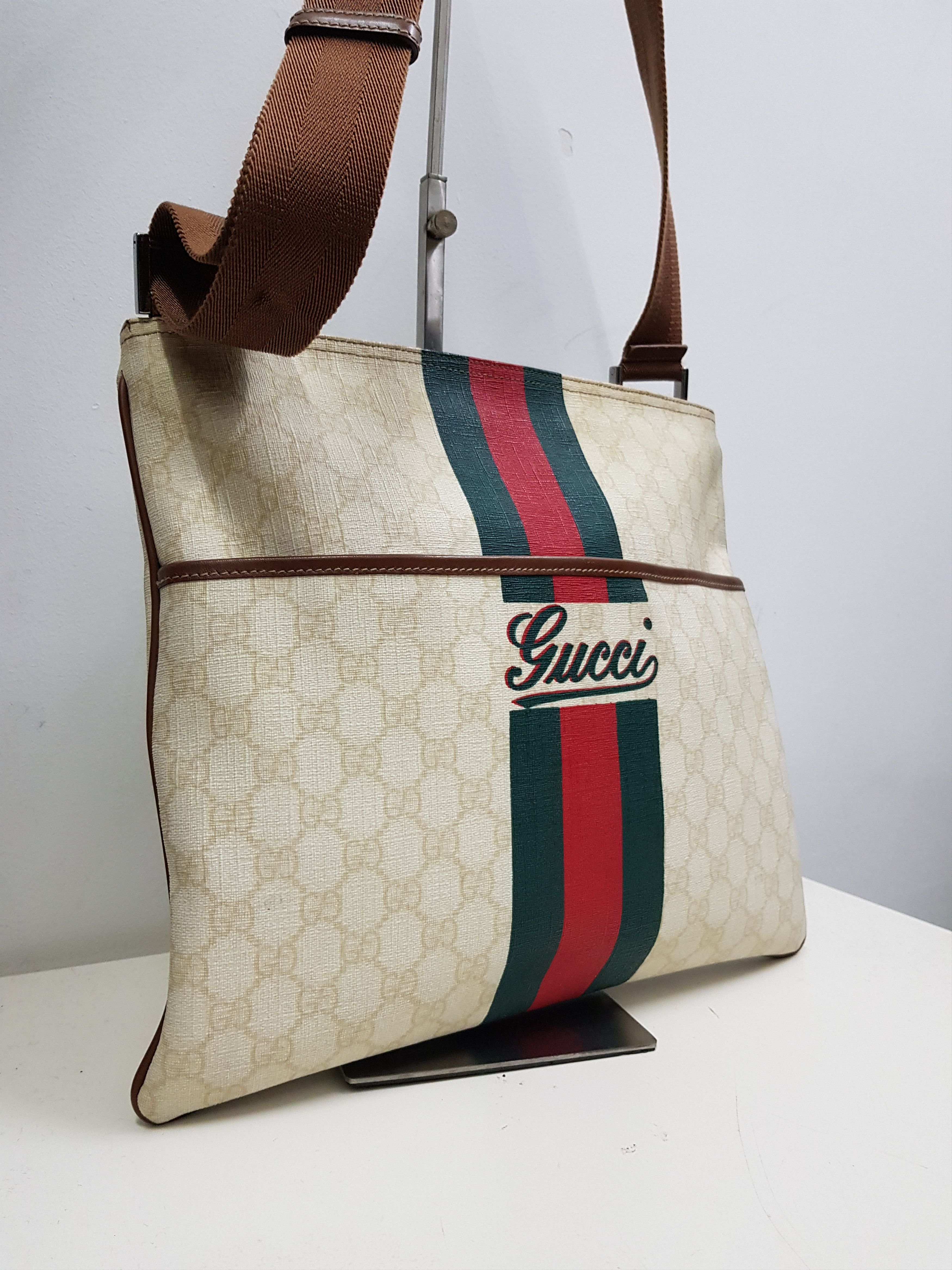Gucci 🔥Authentic 🔥GUCCI Monogram Sling Bag Size ONE SIZE - 5 Thumbnail