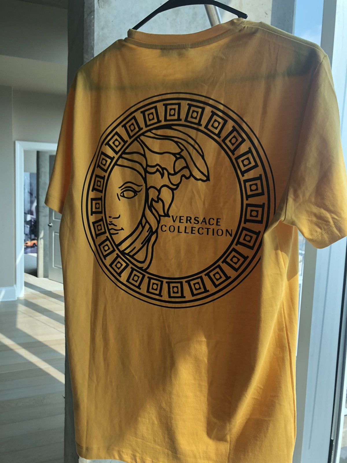 Versace Versace Collection Yellow T shirt Size US S / EU 44-46 / 1 - 1 Thumbnail