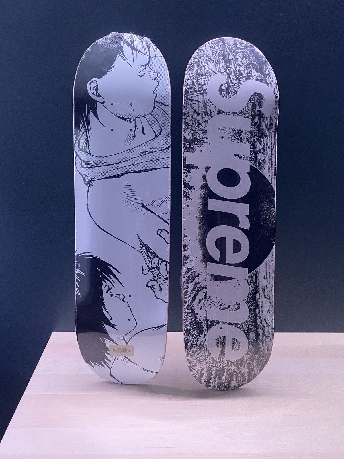 Supreme Akira Deck Set (Neo Tokyo and Syringe)