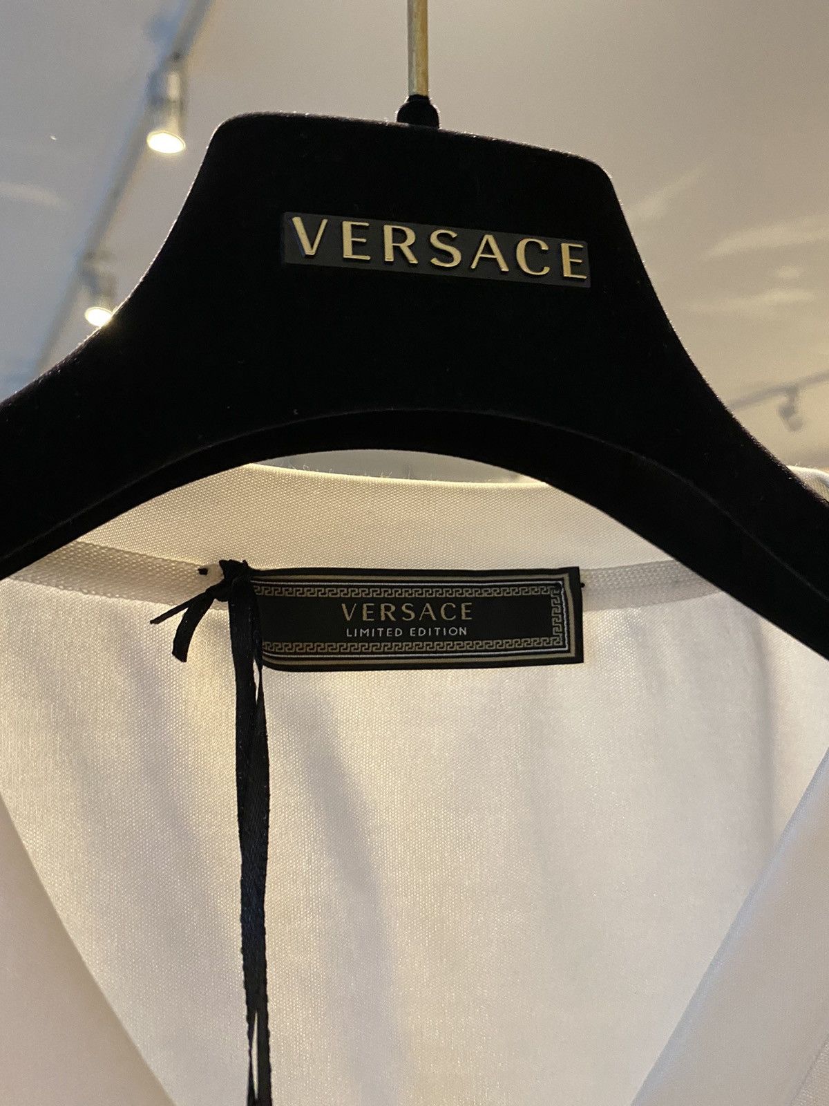 Versace Limited Edition Via Gesu Runway Jersey T-shirt $1,050 New Size US L / EU 52-54 / 3 - 7 Thumbnail