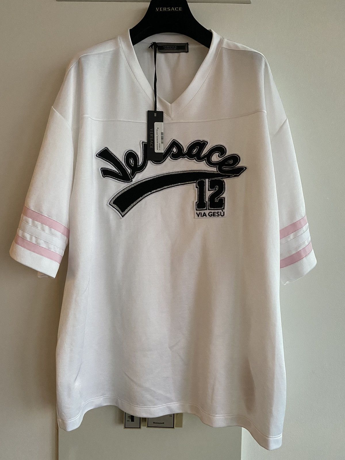 Versace Limited Edition Via Gesu Runway Jersey T-shirt $1,050 New Size US L / EU 52-54 / 3 - 5 Thumbnail